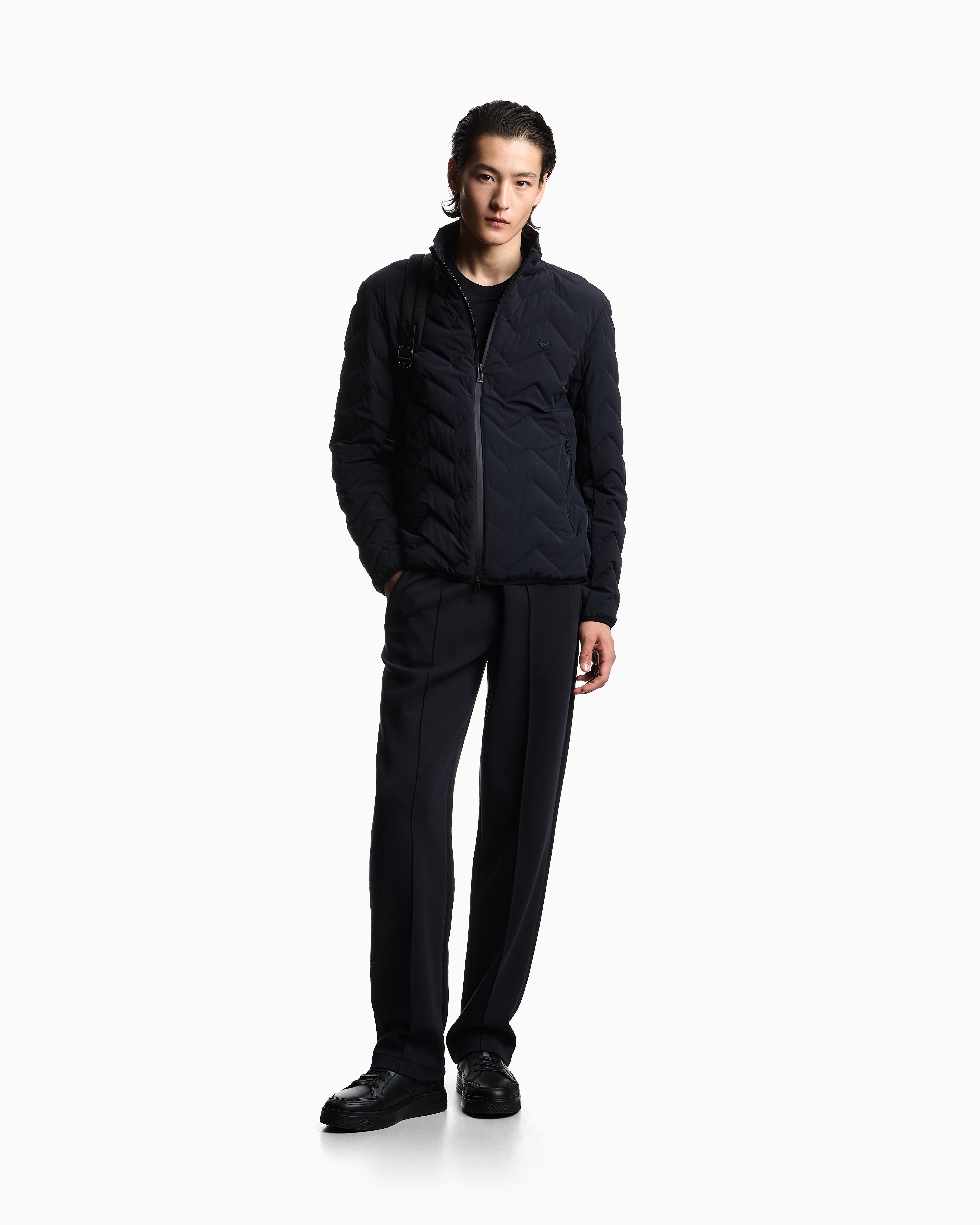 Emporio Armani Emporıo Armani Erkek Normal Kesim Dik Yaka Kapitoneli Lacivert Ceket EM004947 AF18499-UB118