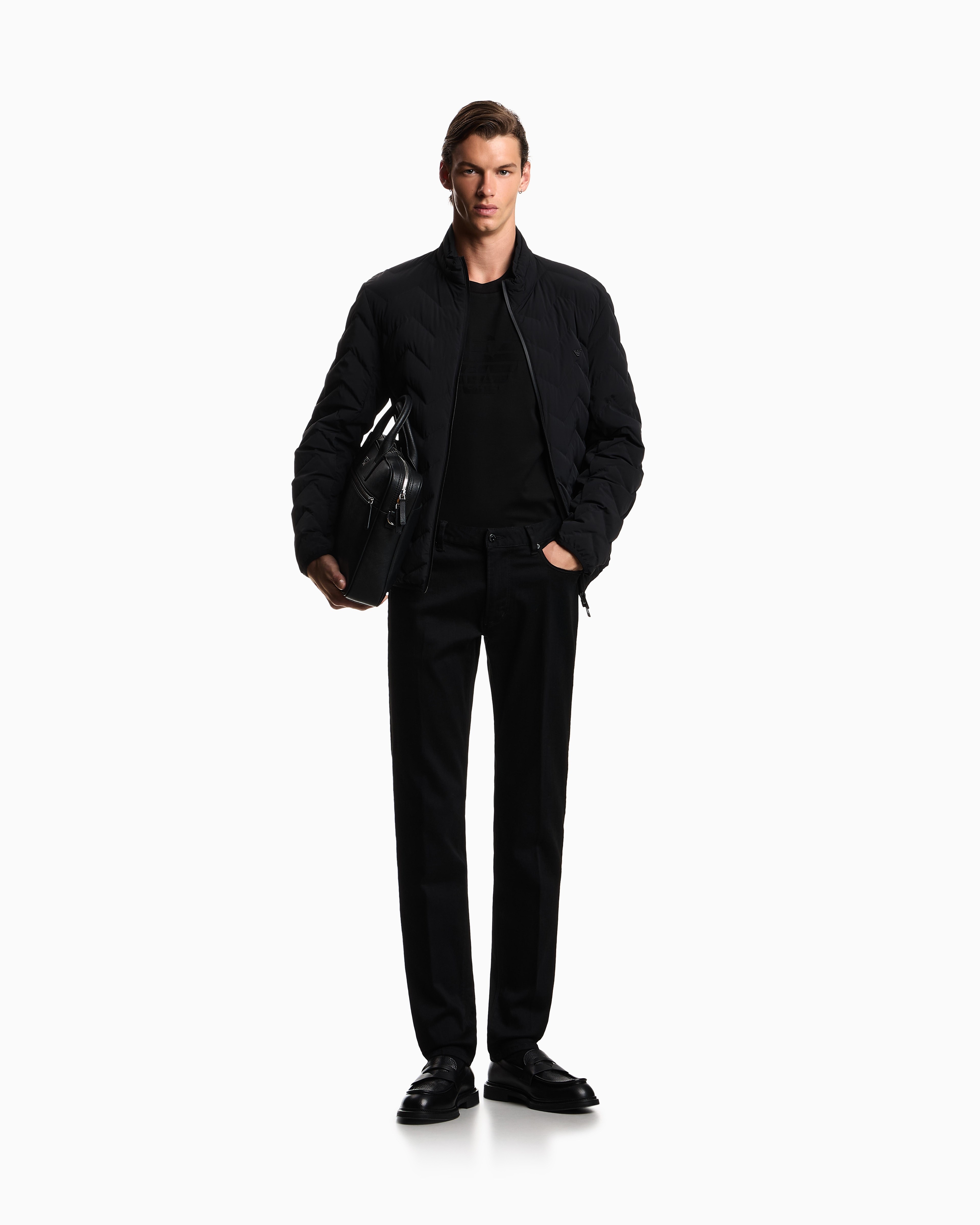 Emporio Armani Emporıo Armani Erkek Normal Kesim Dik Yaka Kapitoneli Siyah Ceket EM004947 AF18499-UC001