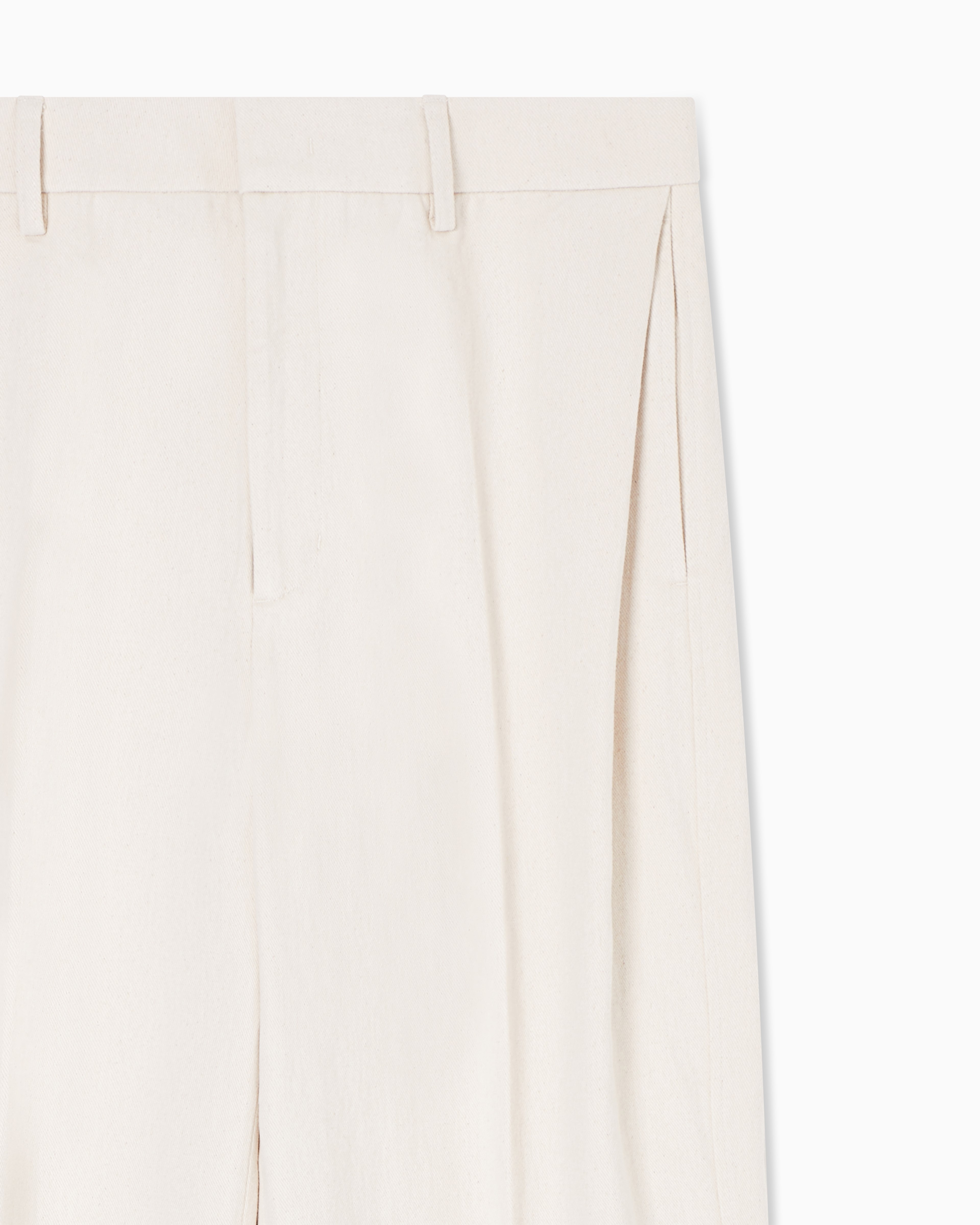 Emporio Armani Emporıo Armani Erkek Rahat Kesim Saf Pamuklu Sert Kumaş Pileli Bej Pantolon EM004900 AF12938-U1088