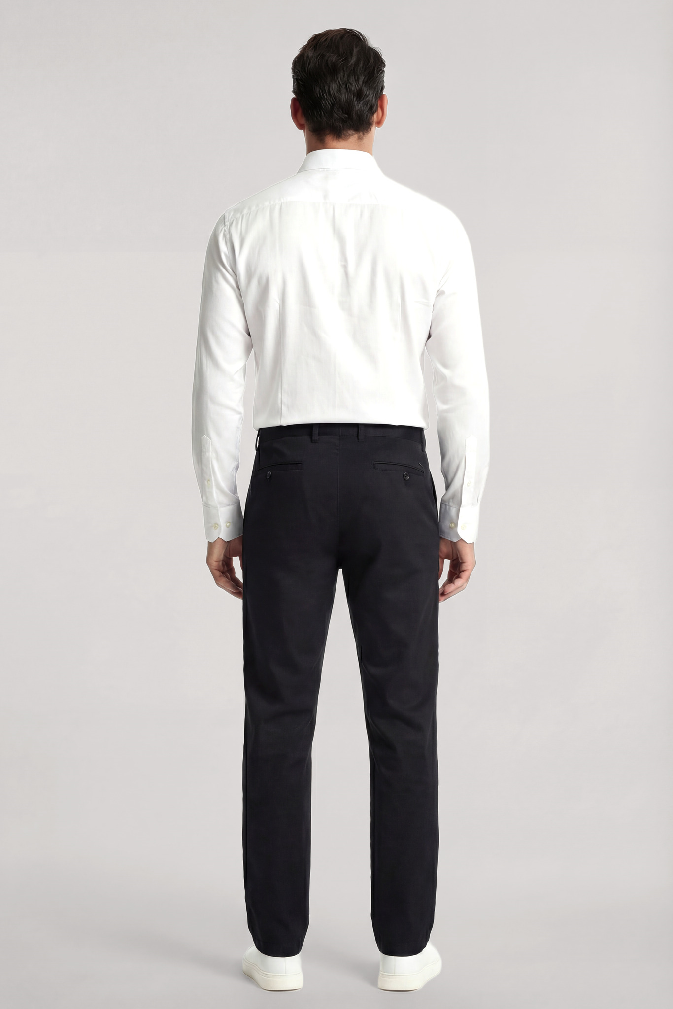 Emporio Armani Emporıo Armani Erkek Regular Fit Kartal Plaka Logolu Uzun Kollu Beyaz Gömlek EM001537 AF13285-U0002