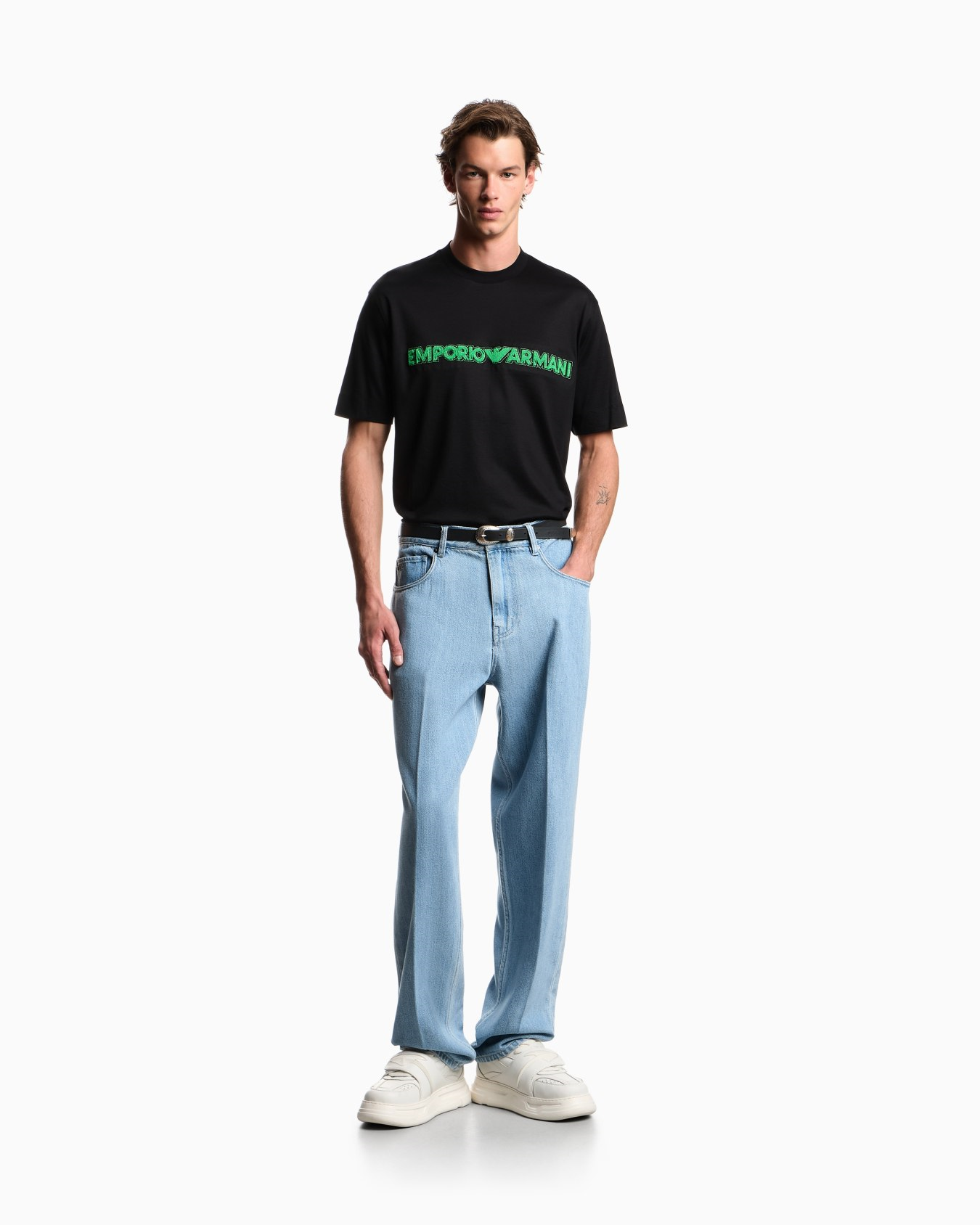 Emporio Armani Emporıo Armani Erkek Regular Fit Yumuşak Dokulu Kabartmalı Pamuklu Yuvarlak Yakalı Kısa Kollu Siyah T-Shirt EM004520 AF13747-UC001