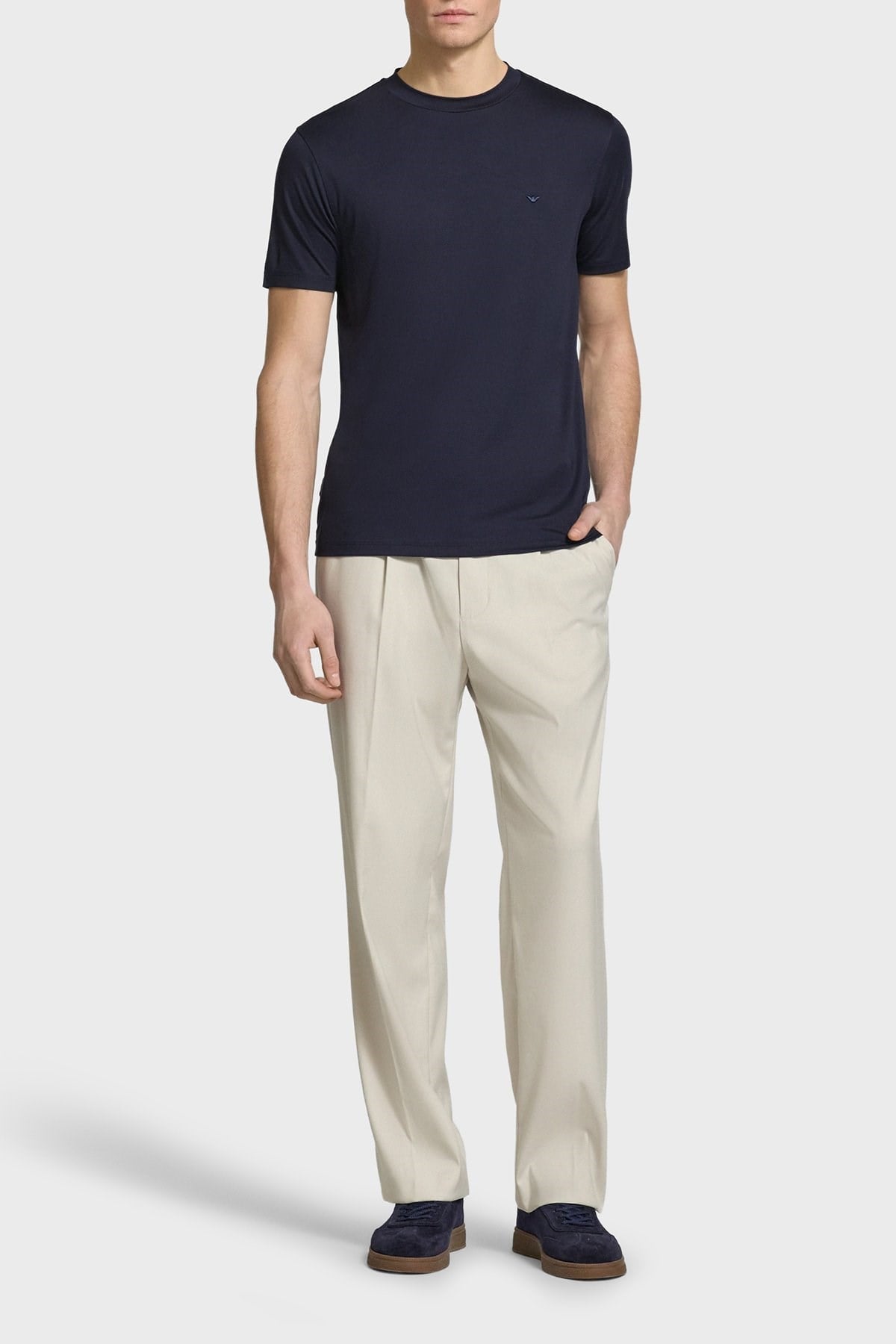 Emporio Armani Emporıo Armani Erkek Regular Fit İpek Karışımlı Kartal Logo Figürlü Kısa Kollu Lacivert T-Shirt EM004586 AF13721-UB118
