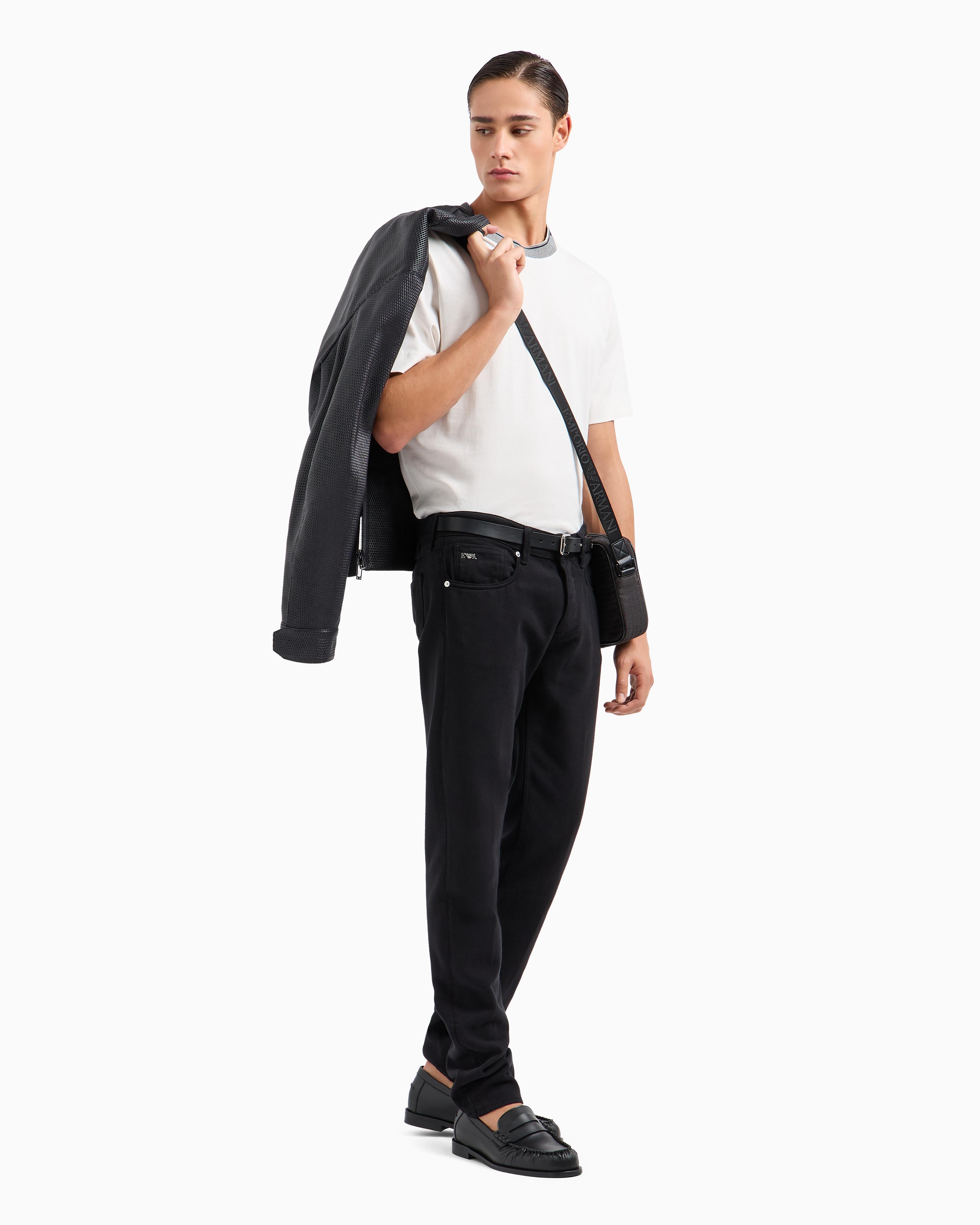 EMPORIO ARMANI Emporıo Armani Erkek Regular Fit Pamuklu Kartal İşlemeli Yuvarlak Yaka Beyaz T-Shirt EM000853 AF12926-U0003