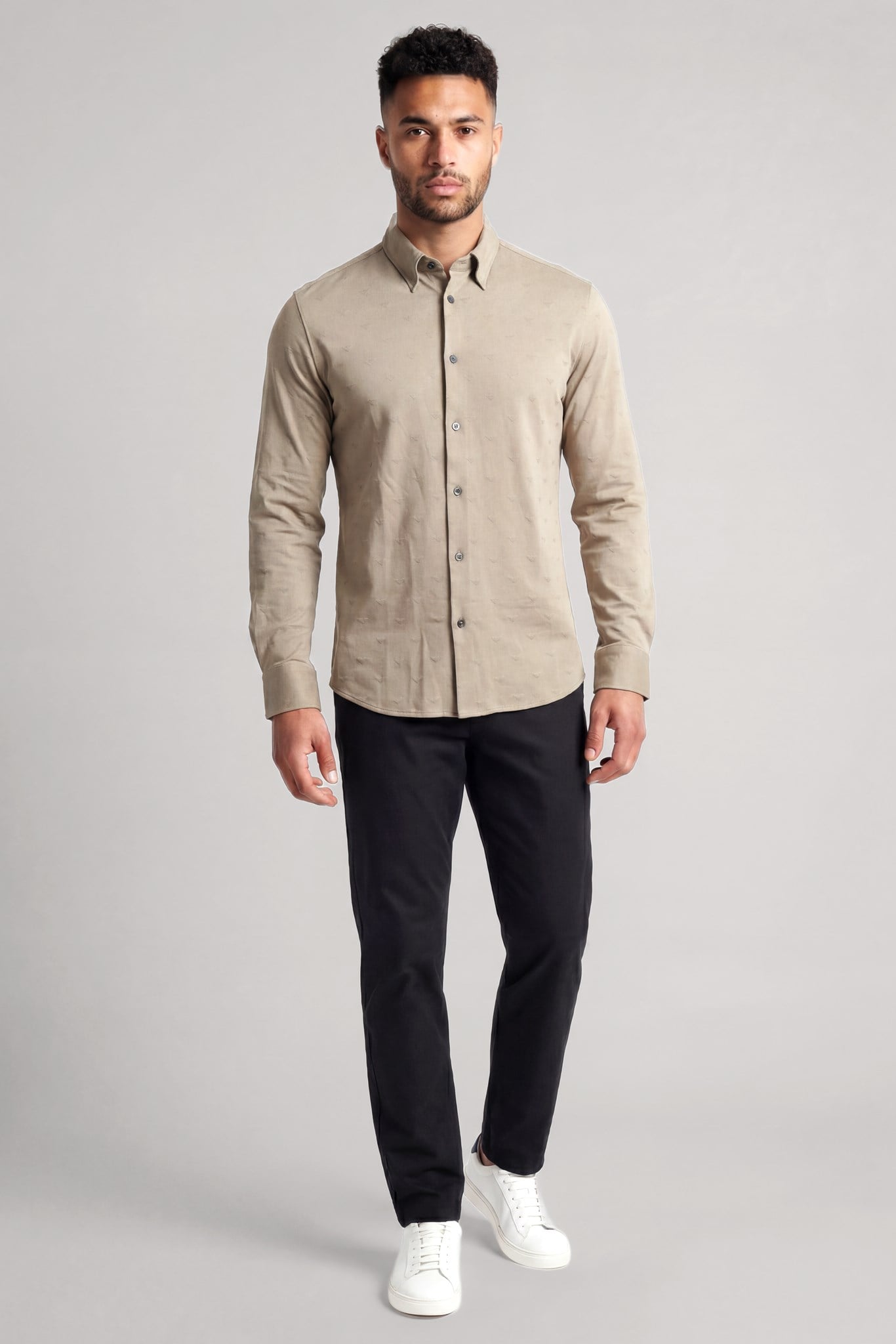 Emporio Armani Emporıo Armani Erkek Regular Fit Mini Kartal Detaylı Pamuklu Uzun Kollu Haki Gömlek EM005446 AF10762-F6219