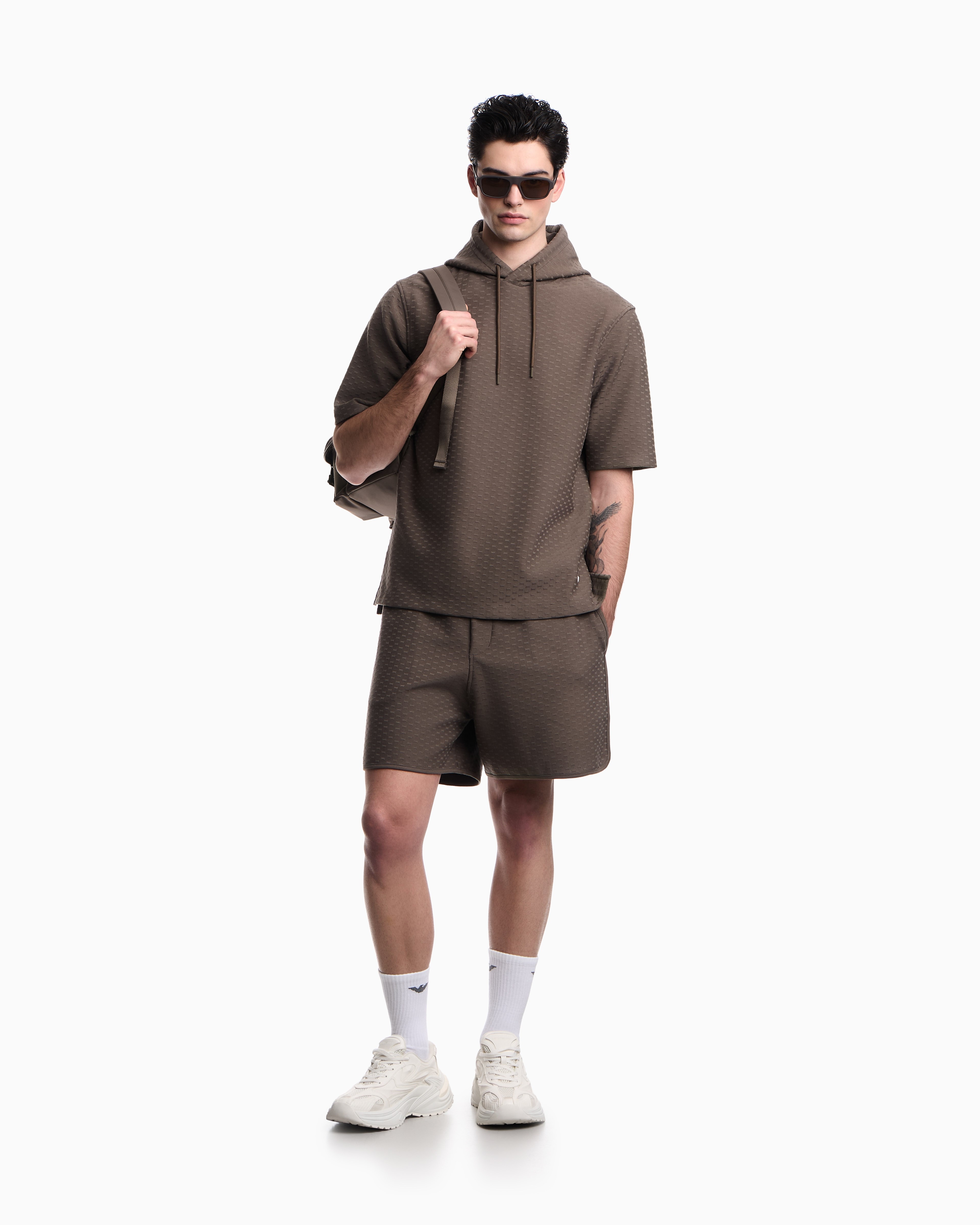 Emporio Armani Emporıo Armani Erkek Regular Fit Pamuklu Mikro Kartal Desenli Beli Lastikli Kahverengi Şort EM004865 AF13700-F6220
