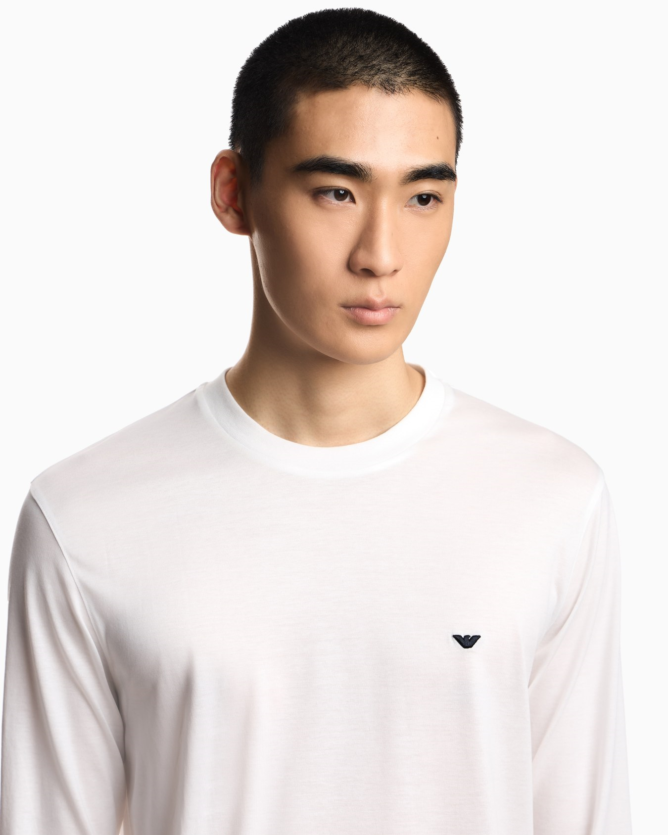 Emporio Armani Emporıo Armani Erkek Slim Fit Bisiklet Yakalı Uzun Kollu Beyaz Sweatshirt EM004591 AF13747-U0003