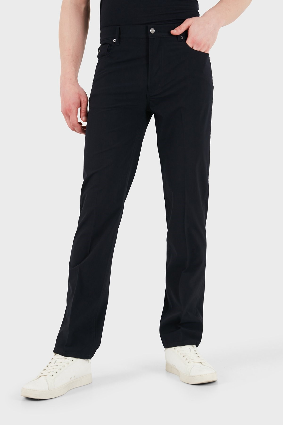 Emporio Armani Emporıo Armani Erkek Straight Fit Düz Paça Denim Lacivert Pantolon EM000763 AF21368-UB118