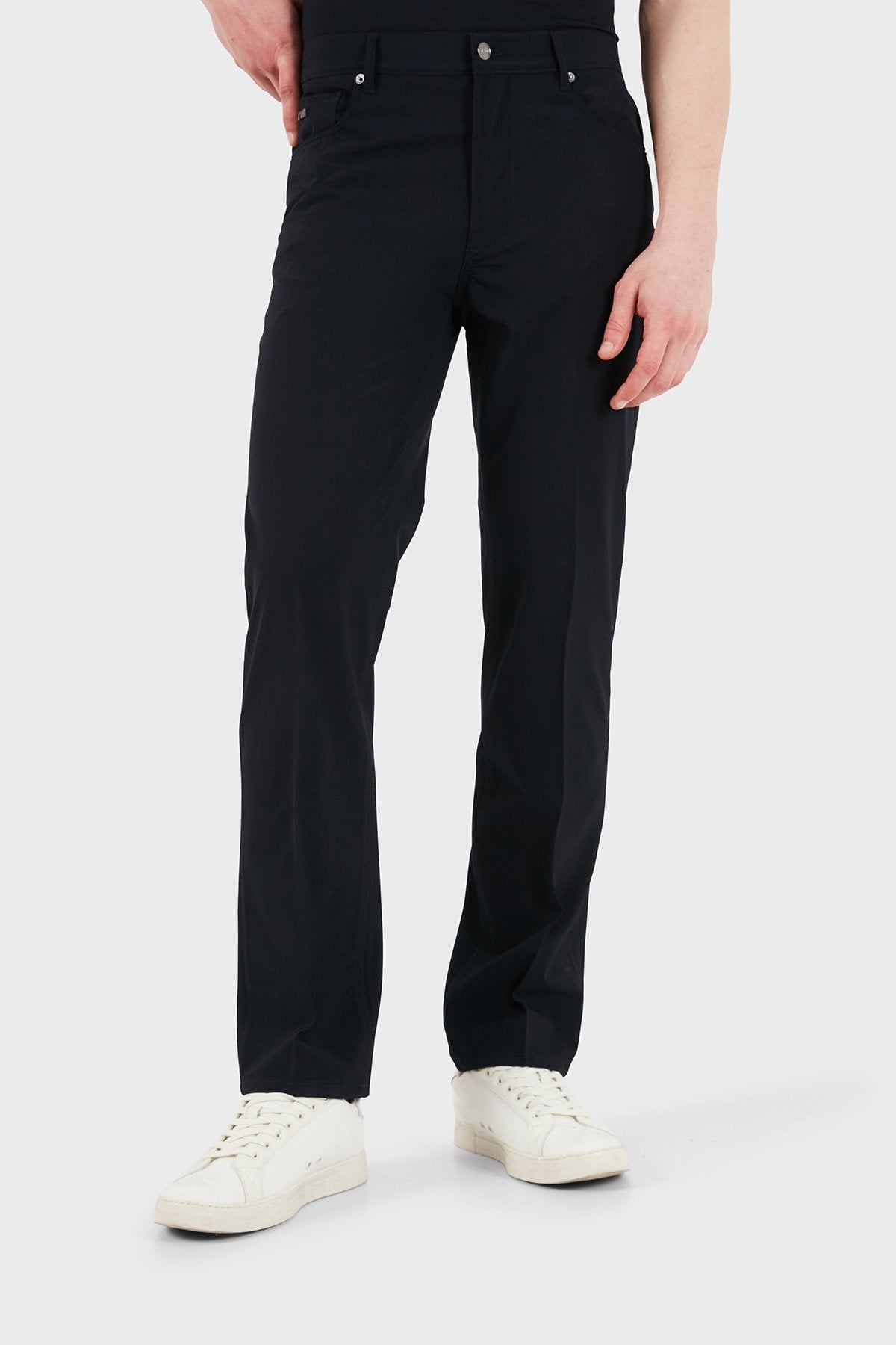 Emporio Armani Emporıo Armani Erkek Straight Fit Düz Paça Denim Lacivert Pantolon EM000763 AF21368-UB118