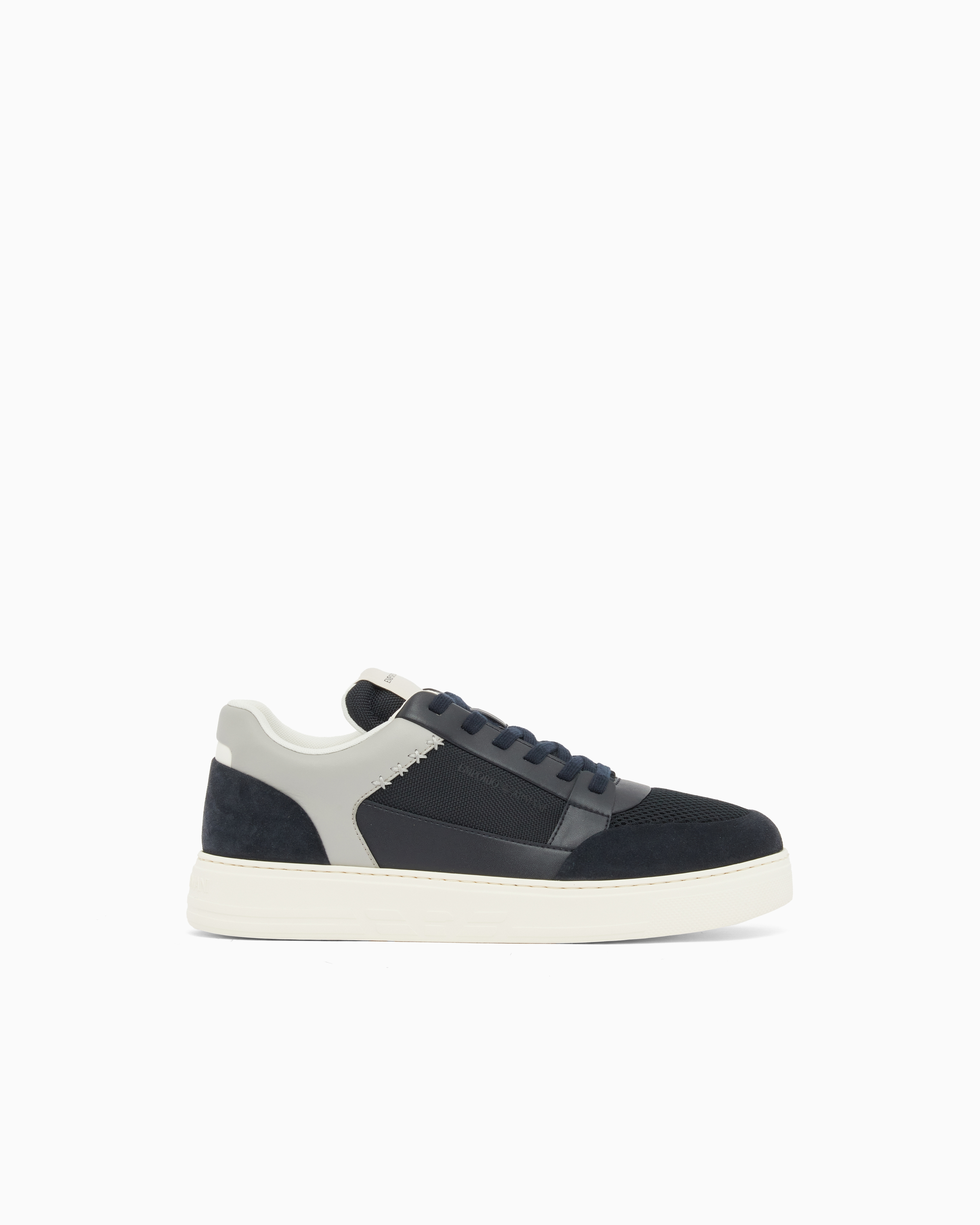 Emporio Armani Emporıo Armani Erkek Süet Ve File Detaylar Bağcıklı Kauçuk Taban Lacivert Sneaker EM004836 AF24321-MB617