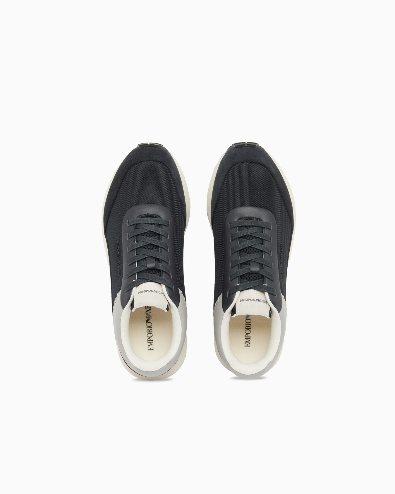 Emporio Armani Emporıo Armani Erkek Süet ve File Detaylı Yuvarlak Burunlu Logo İmzalı Lacivert Sneaker EM004839 AF24321-MB617