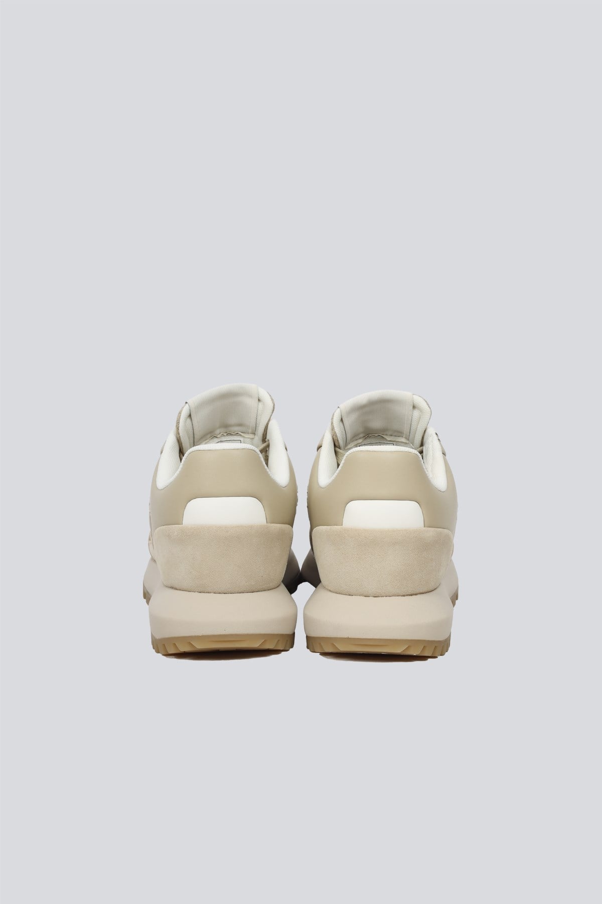 Emporio Armani Emporıo Armani Erkek Süet ve File Detaylı Yuvarlak Burunlu Logo İmzalı Bej Sneaker EM004839 AF24321-M1359