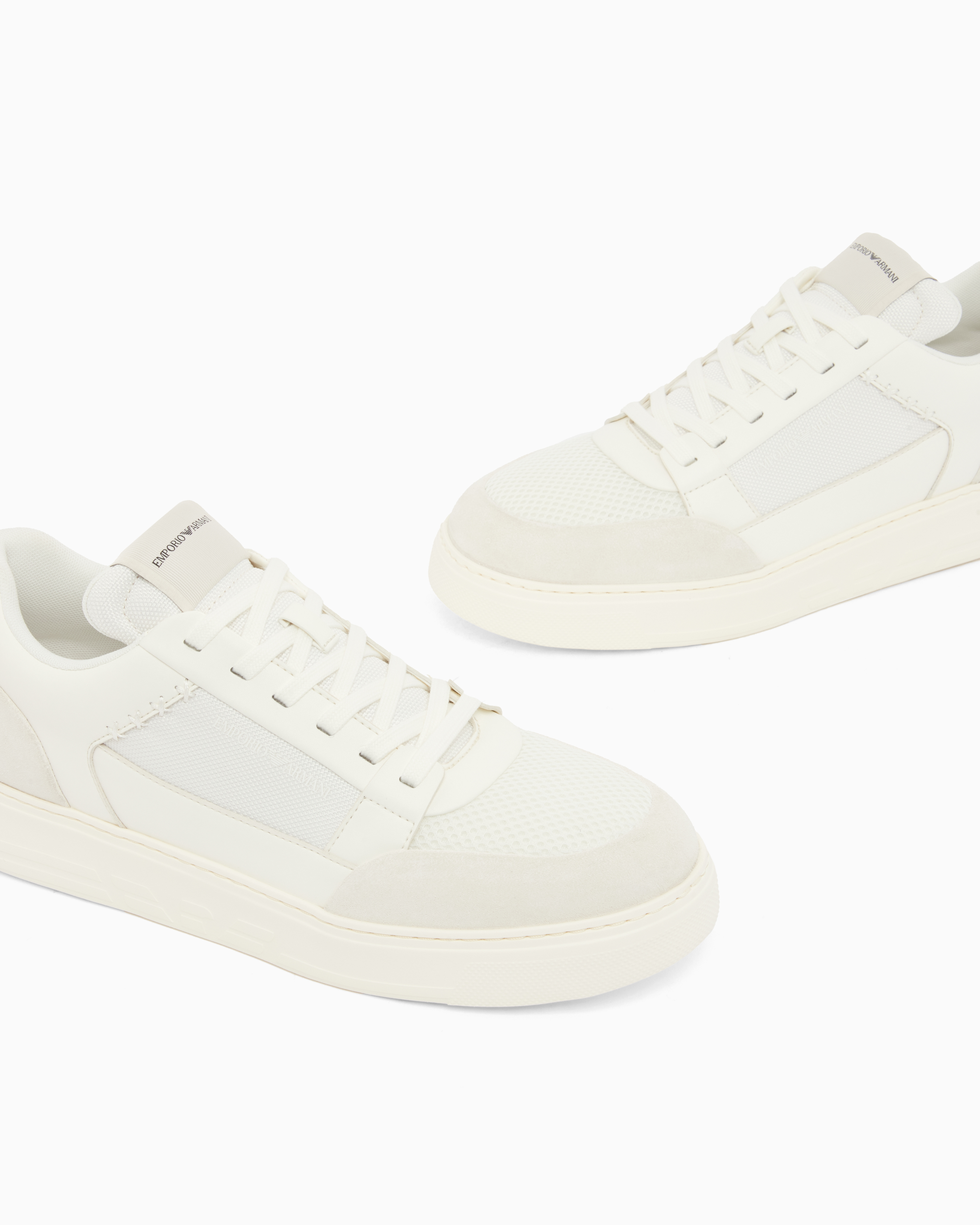 Emporio Armani Emporıo Armani Erkek Süet Ve File Detaylar Bağcıklı Kauçuk Taban Beyaz Sneaker EM004836 AF24321-M0360