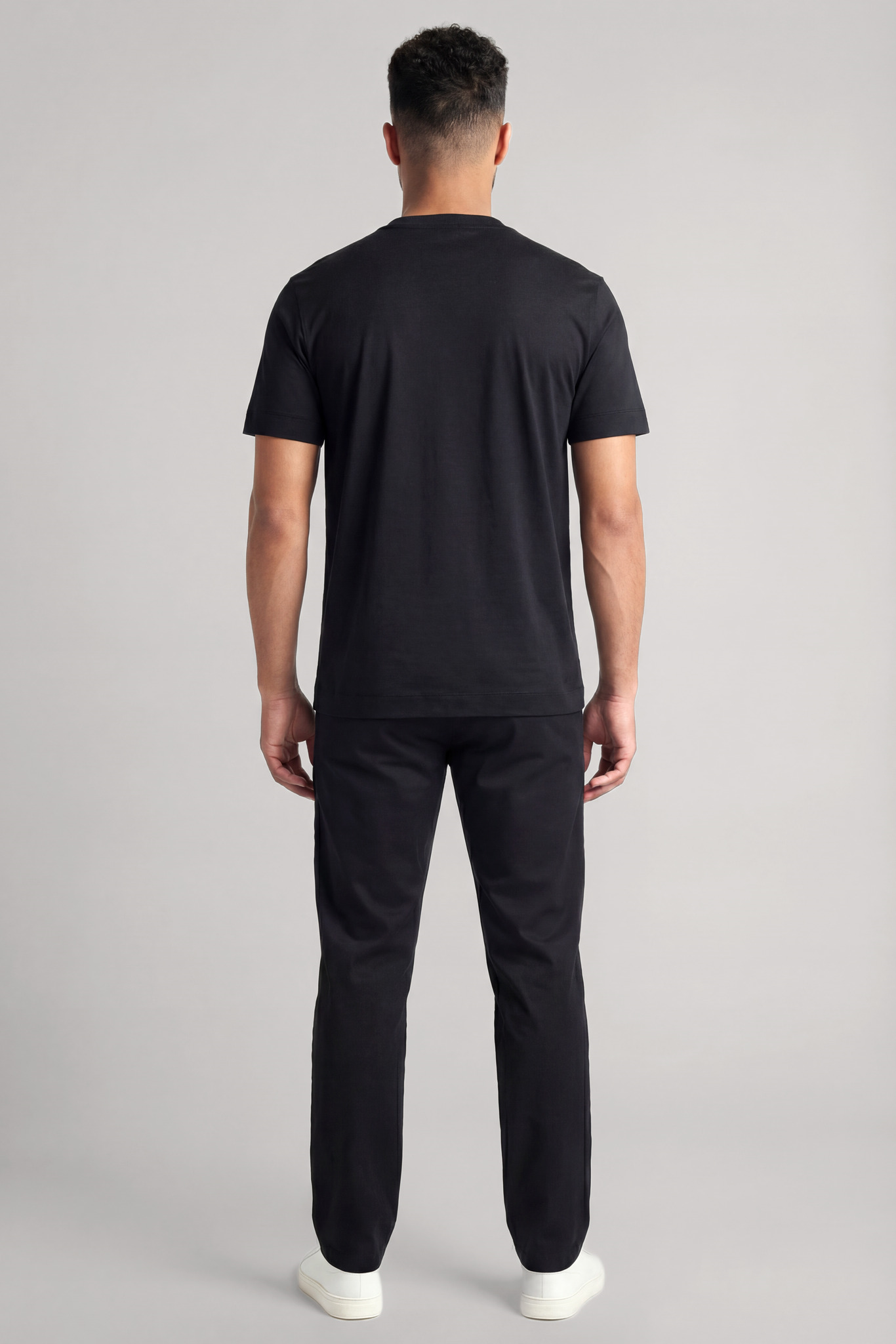 Emporio Armani Emporıo Armani Erkek Yarım Fermuarlı Pamuklu Kısa Kollu Lacivert T-Shirt EM005282 AF10017-UB118