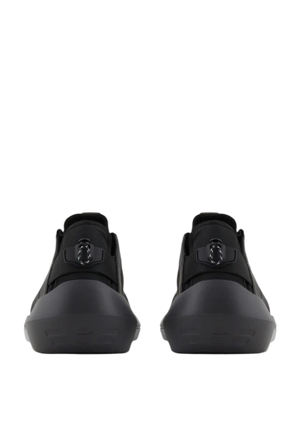 EMPORIO ARMANI Emporıo Armani Erkek Yüksek Rahat Taban Nefes Alabilen Fileli Siyah Sneaker EM001675 AF14764-ZC004