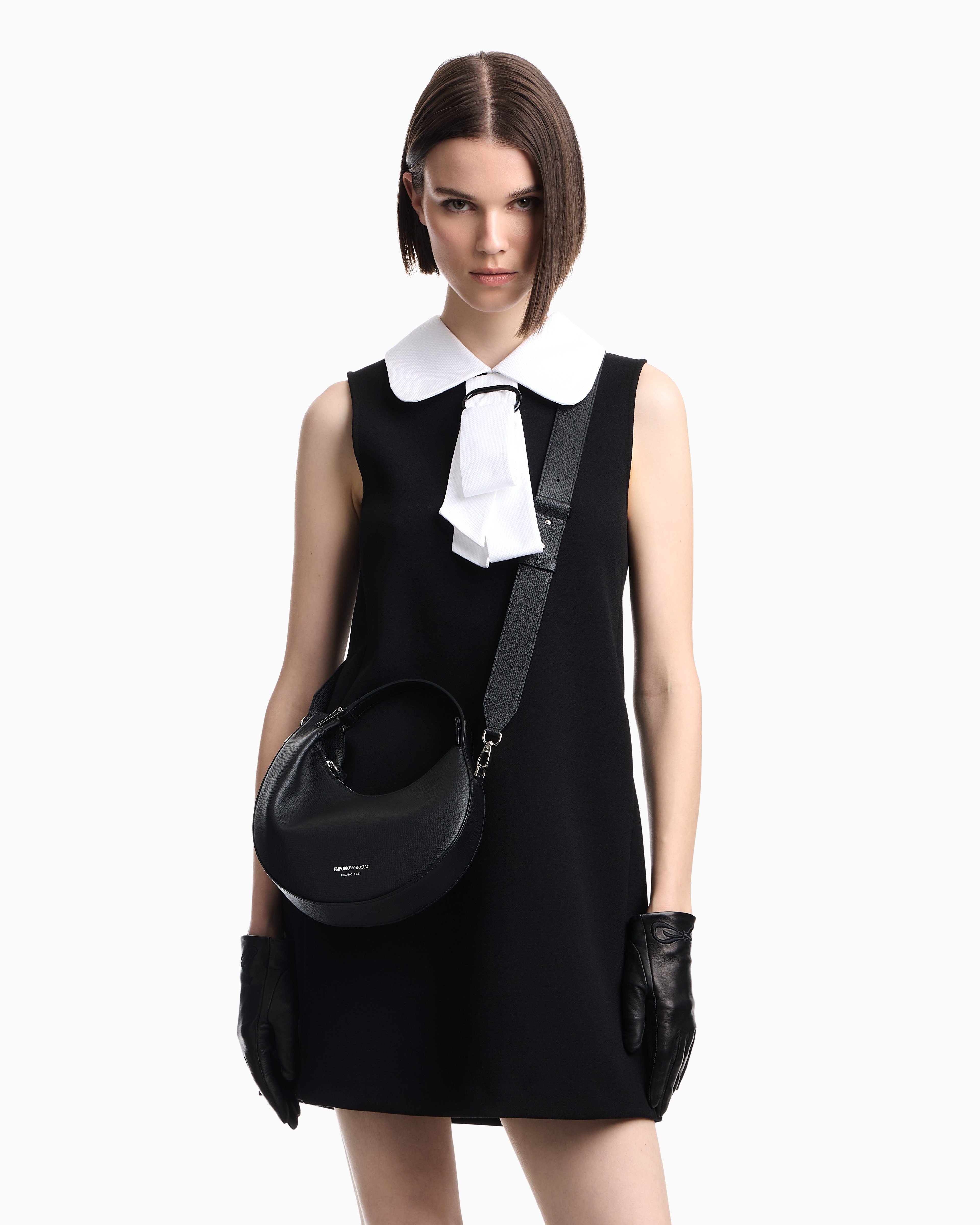 Emporio Armani Emporıo Armani Kadın Çıkarılabilir Omuz Askılı Dokulu Deri Yüzeyli Mini Siyah Omuz Çantası EW005671 AF29459-UC001