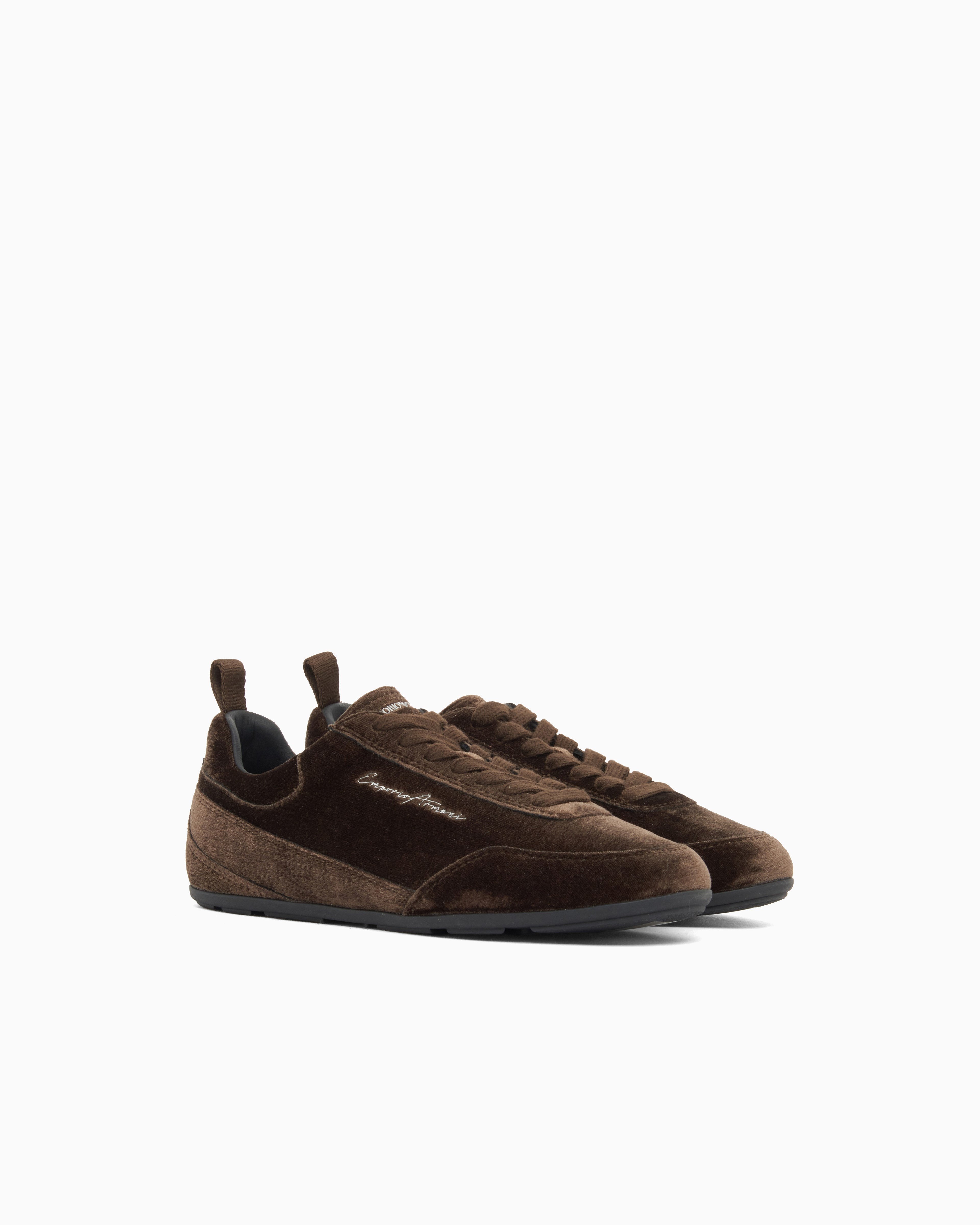 Emporio Armani Emporıo Armani Kadın Düşük Bilekli Logo Detaylı Kadife Kahverengi Sneaker EW005078 AF14380-U7001