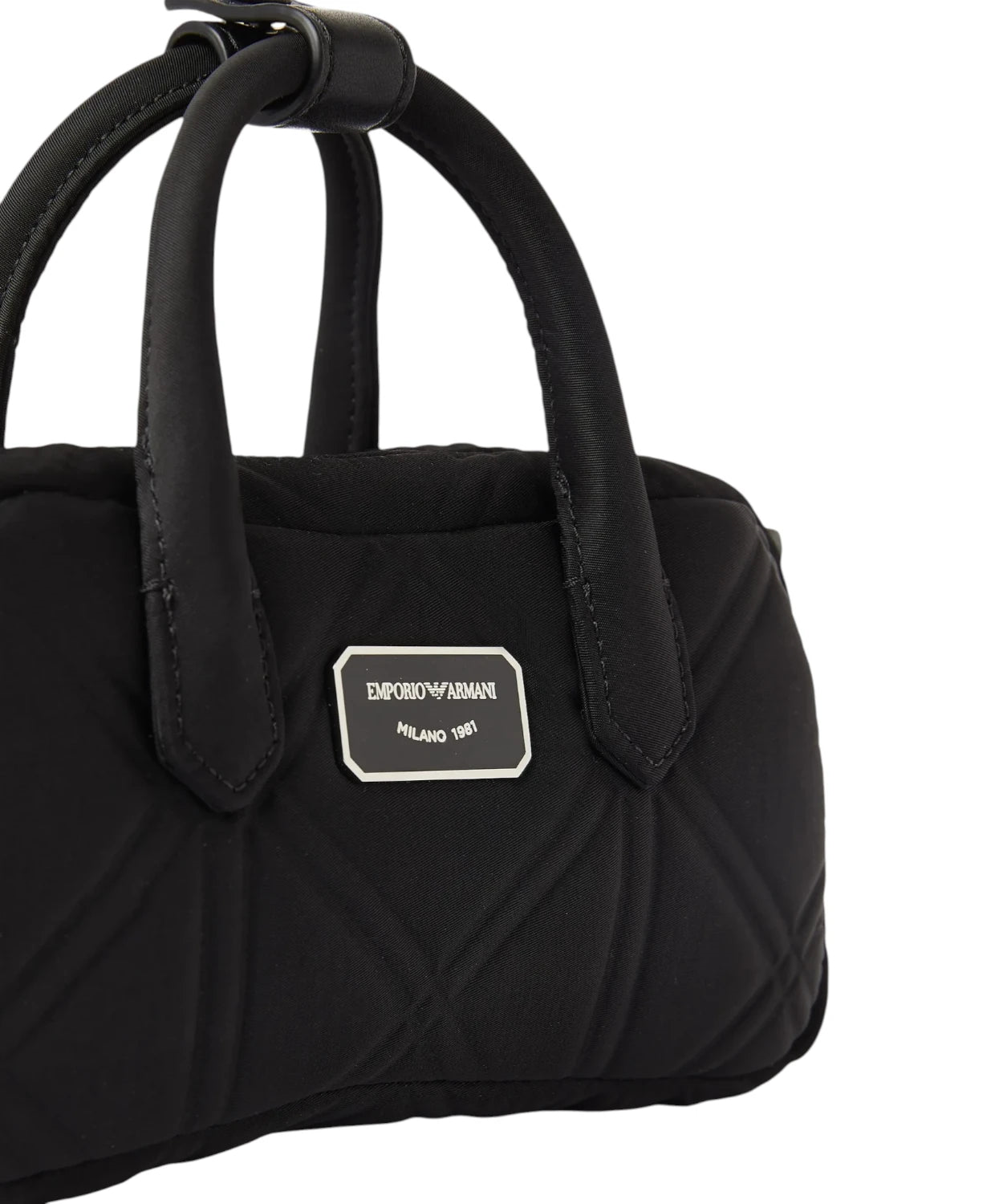 Emporio Armani Emporıo Armani Kadın Kabartma Logolu Dokuma Kumaş Fermuarlı ve Uzun Askılı Siyah Omuz Çantası EW003825 AF22792-UC001