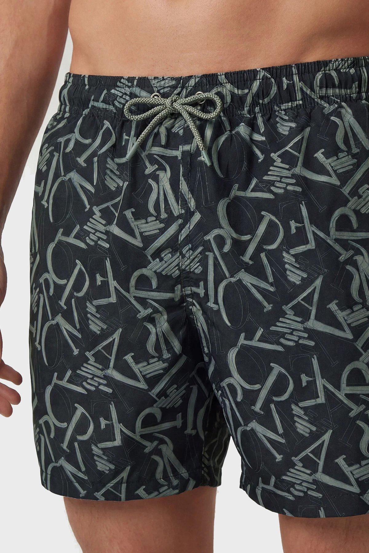 Emporio Armani Emporıo Body Erkek Tamamı Logo Desenler Kısa Boy Normal Bel Rahat Kesim Siyah Mayo EM000583 AF20440-FC099