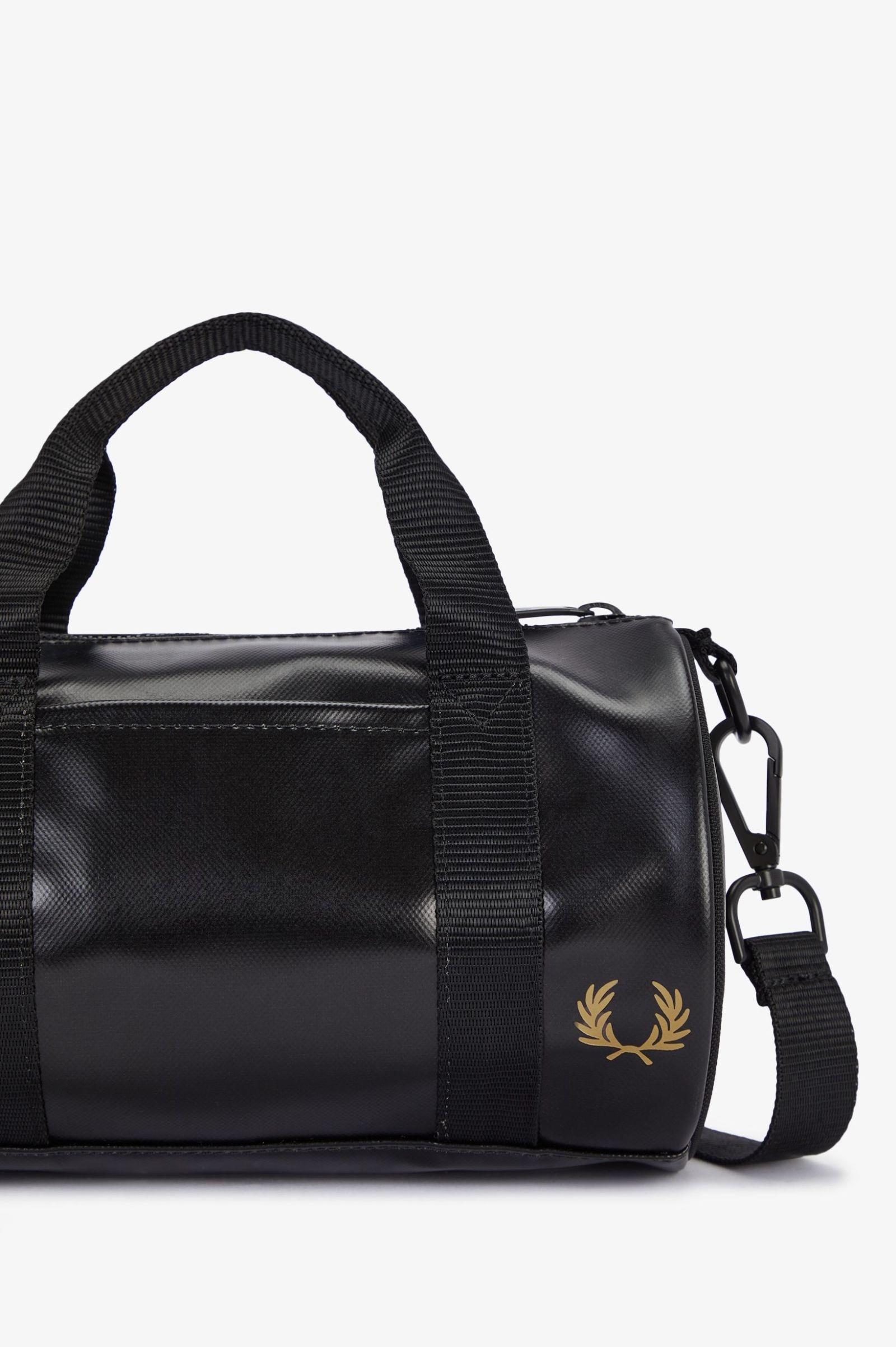 Fred Perry Fred Perry Erkek Çıkarılabilir Omuz Askılı Fermuarlı Logo İşlemeli Mini Siyah Omuz Çantası L1400-774