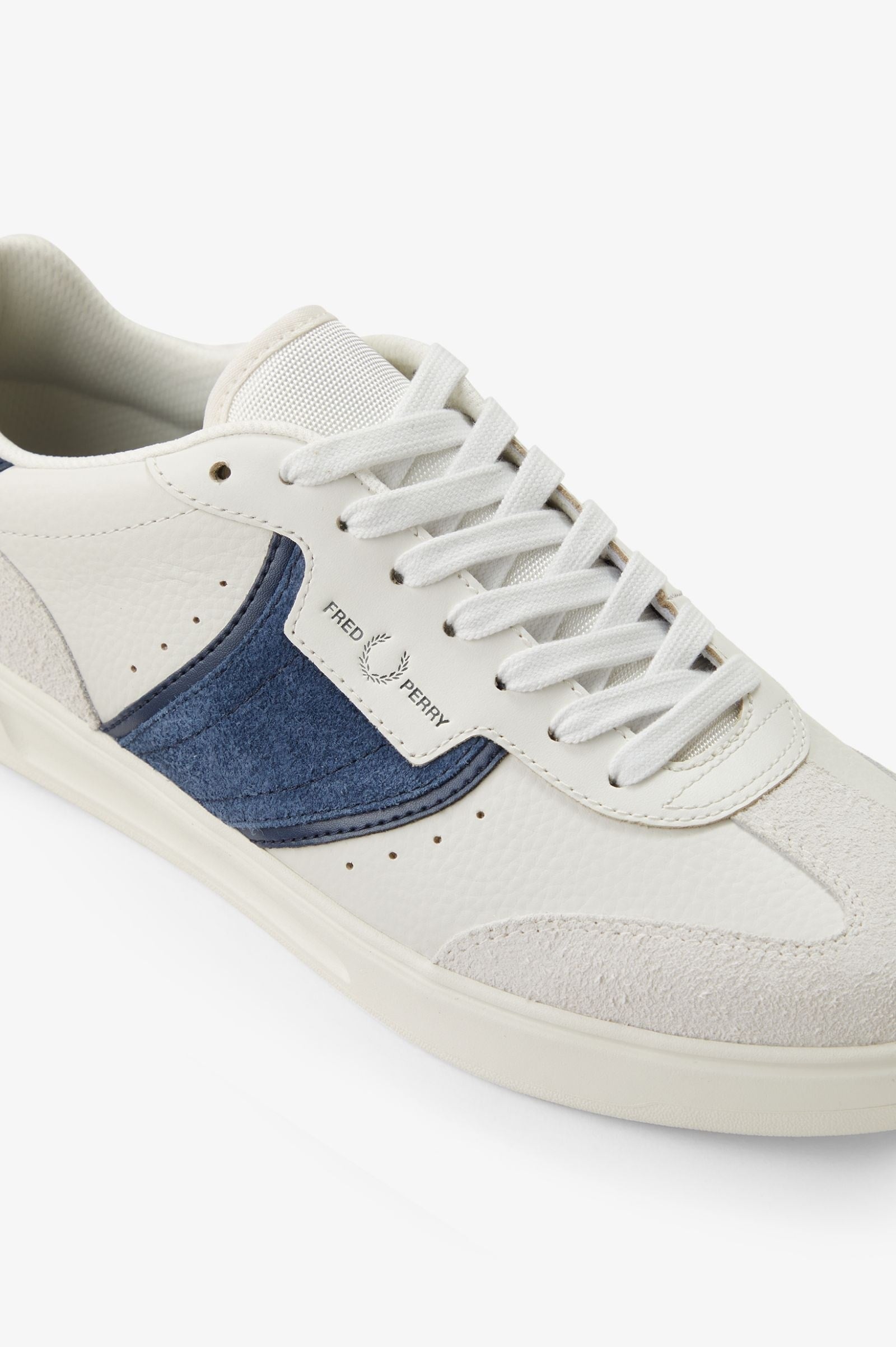 Fred Perry Fred Perry Erkek Deri ve Süet Detaylı Logo İşlemeli Düşük Bilekli Mavi-Ekru Sneaker B2323-254