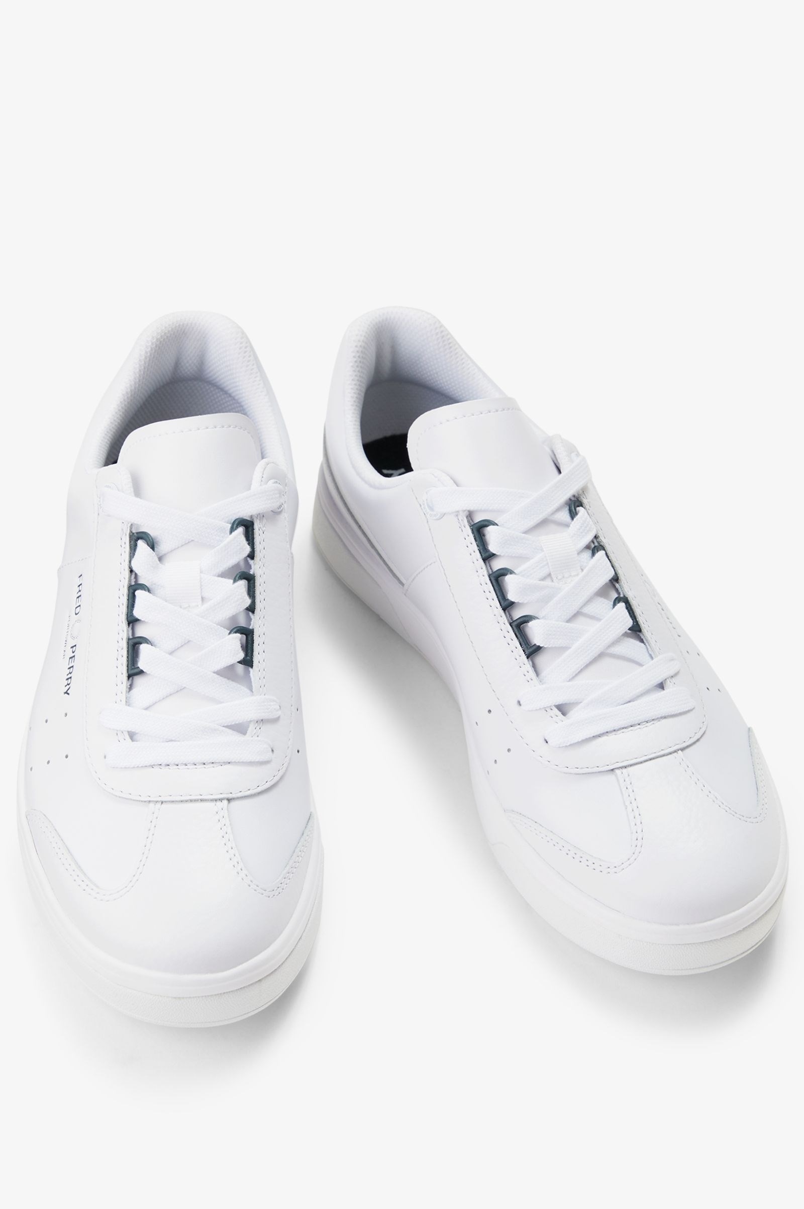 Fred Perry Fred Perry Erkek Logo Deseni İşlenmiş Deri Düşük Bilekli Beyaz Sneaker B2317-200