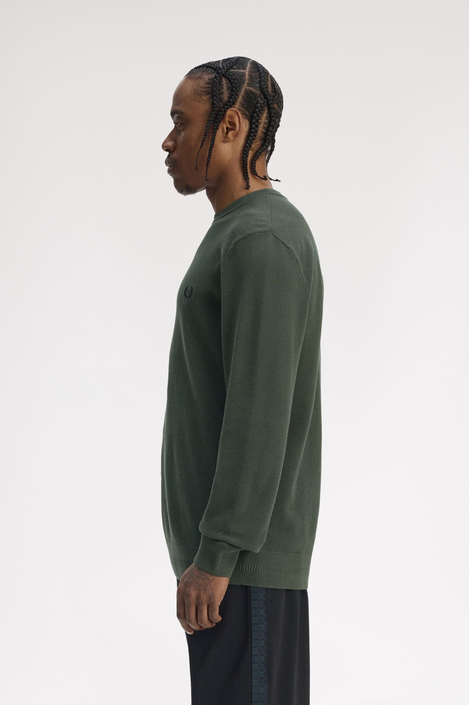 Fred Perry Fred Perry Erkek Logo İşlemeli Normal Kalıp Yuvarlak Yakalı %100 Pamuklu Uzun Kollu Yeşil Kazak K1309-X89