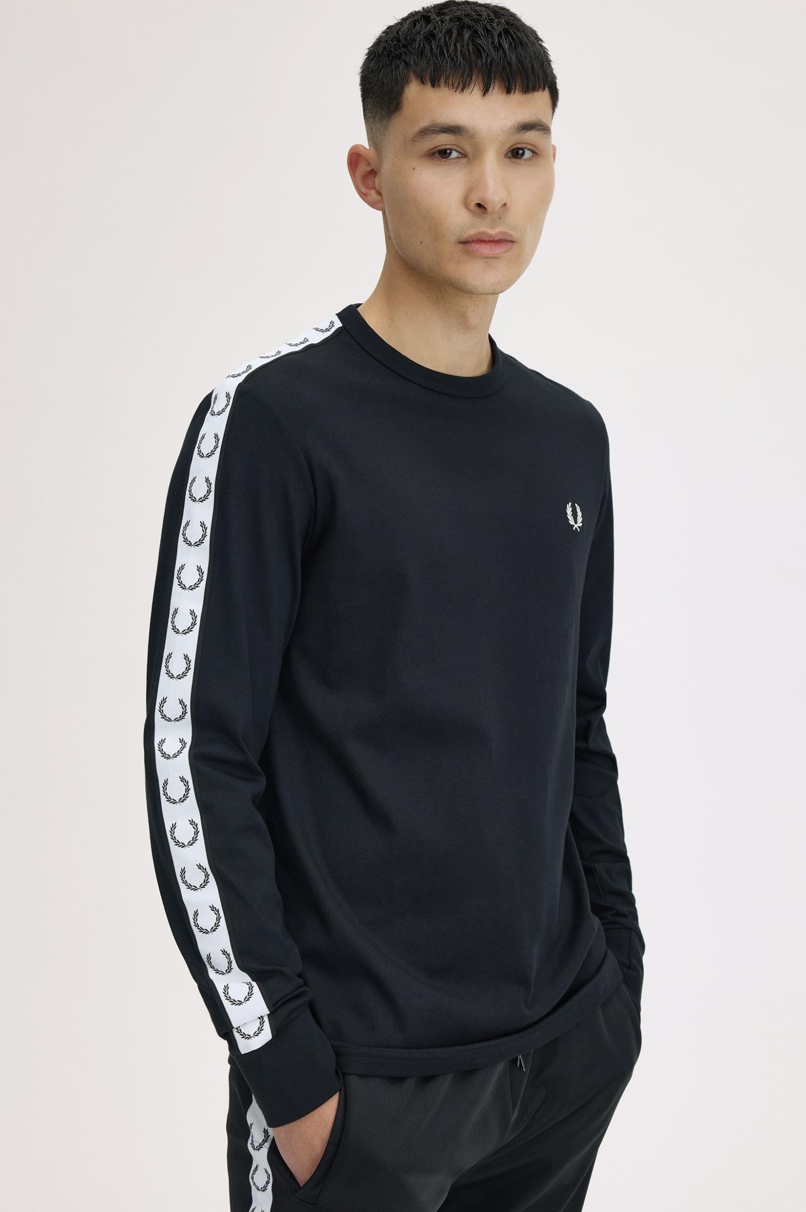 Fred Perry Fred Perry Erkek Normal Kalıp Yuvarlak Yakalı Kolu Şerit Çizgili %100 Pamuklu Siyah T-Shirt M4621-102