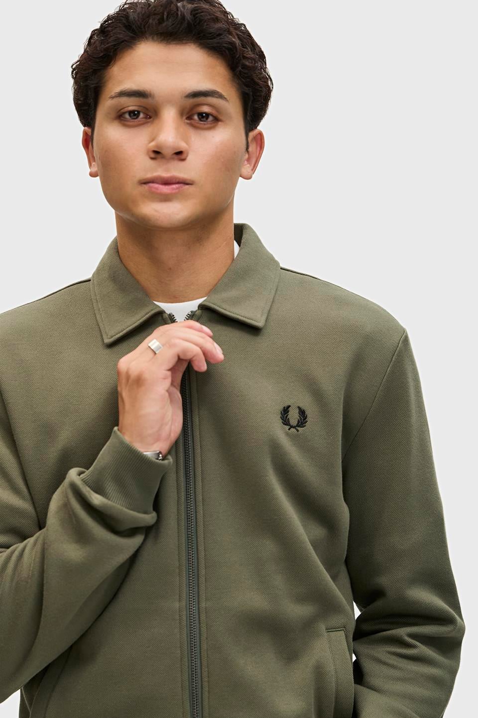 Fred Perry Fred Perry Erkek Normal Kalıp Çift Yönlü Fermuarlı Logo İşlemeli Uzun Kollu W19 Sweatshirt J1328-W19