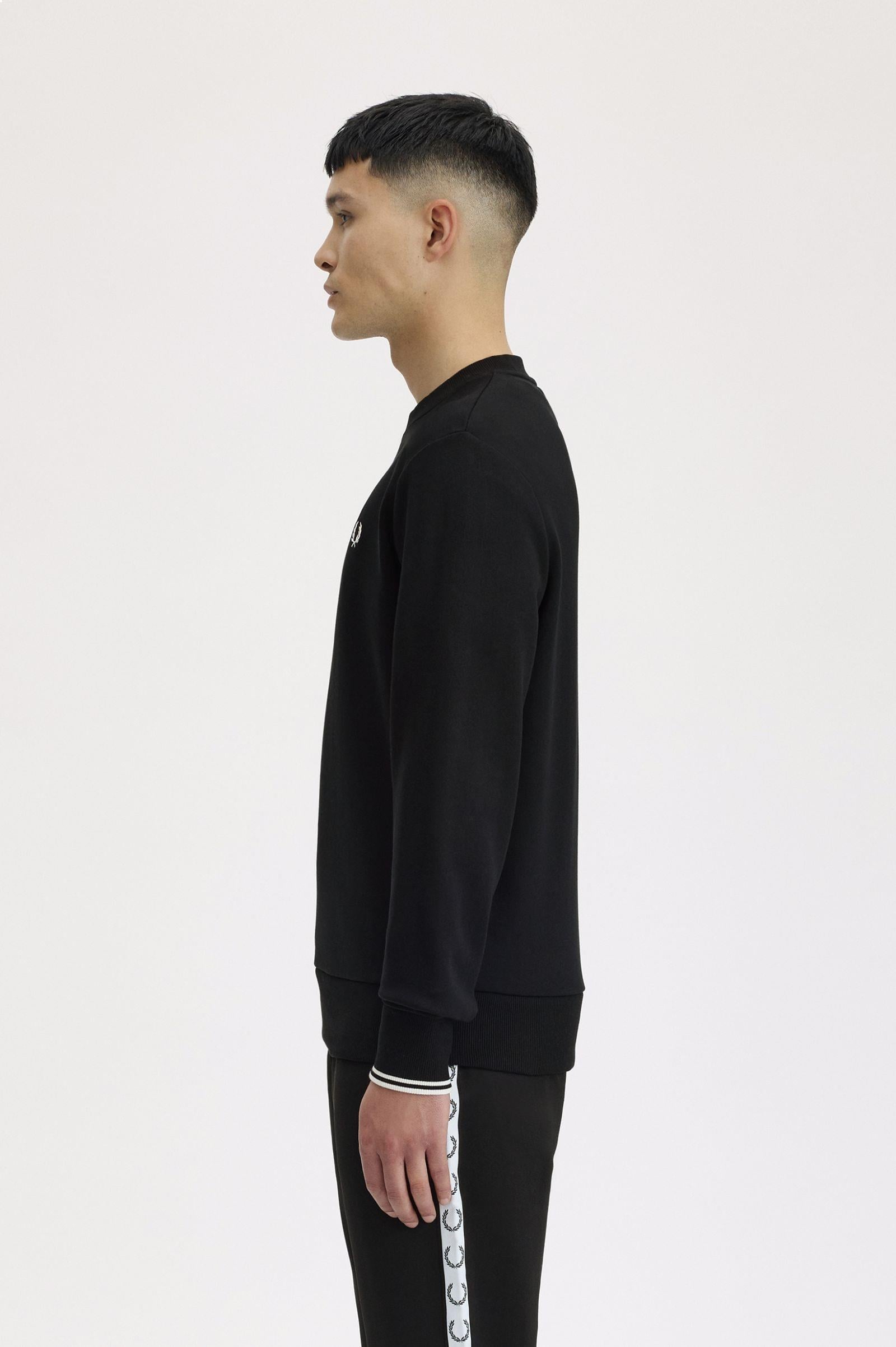 Fred Perry Fred Perry Erkek Normal Kalıp Yuvarlak Yakalı Logo İşlemeli Pamuk Karışımlı Uzun Kollu 184 Sweatshirt M7535-184