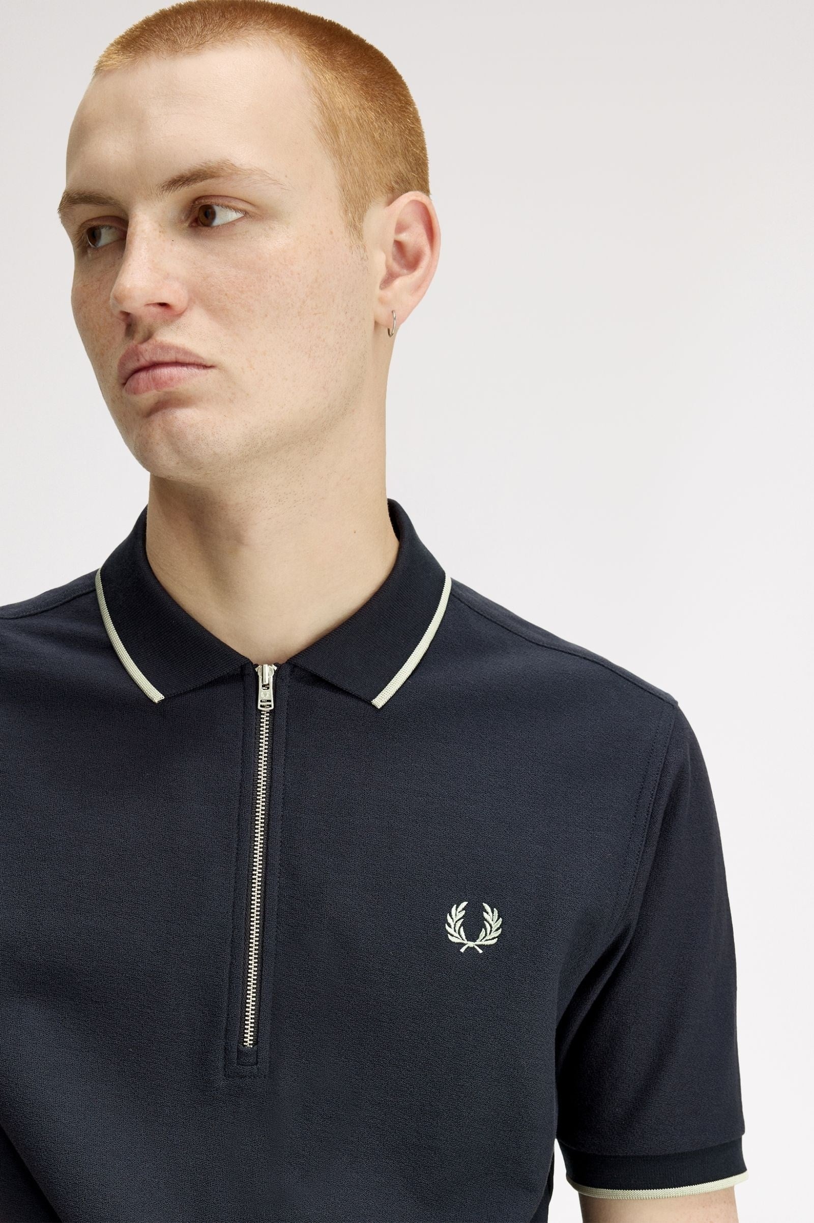 Fred Perry Fred Perry Erkek Normal Kesim Pamuklu Pike Kumaş Yarım Fermuarlı Kısa Kollu Lacivert Polo Yaka T-Shirt M2383-608