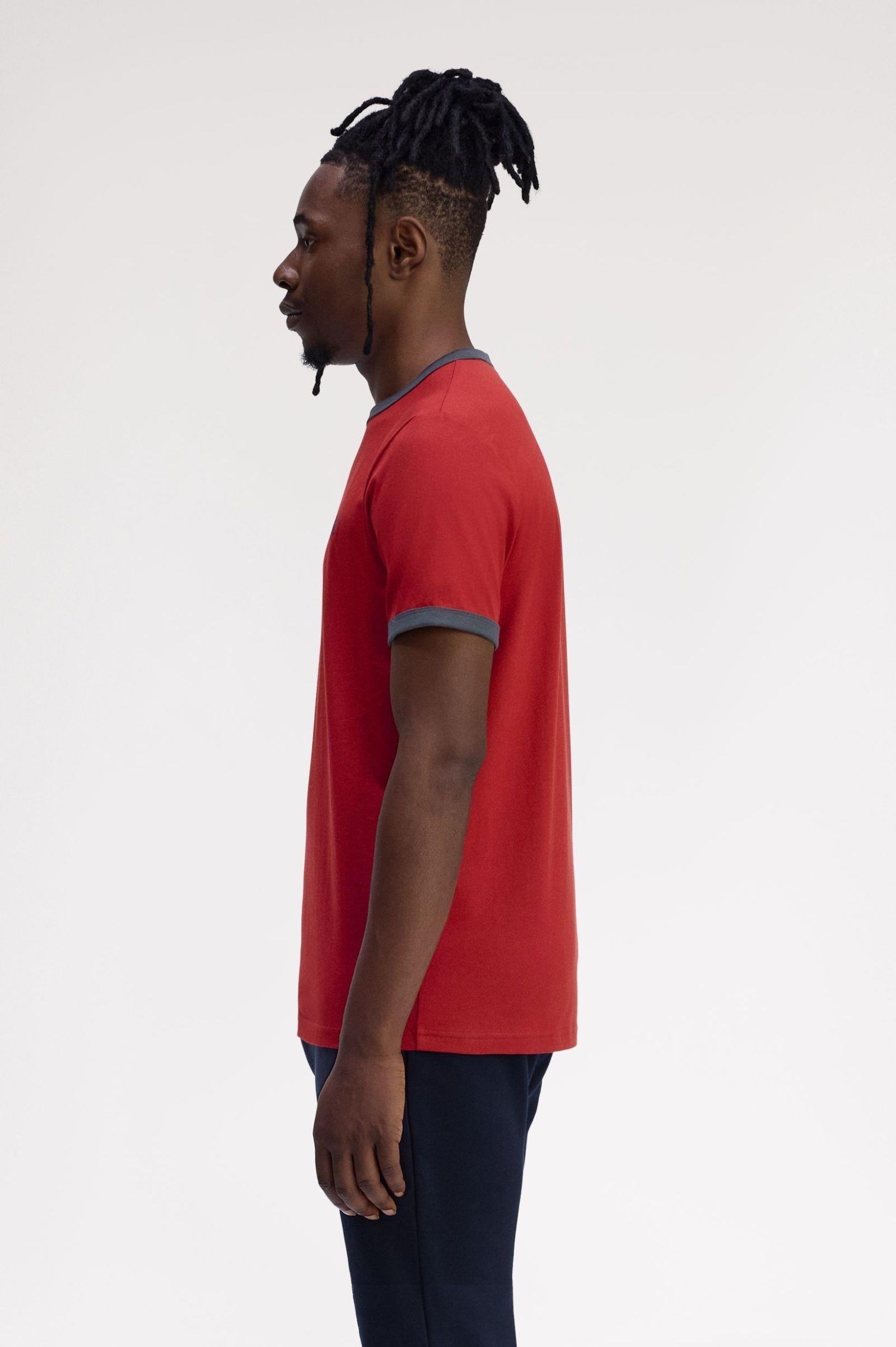 Fred Perry Fred Perry Erkek Pamuklu Jarse Kumaş Manşet ve Yuvarlak Yakalı Kısa Kollu Y35 T-Shirt M3519-Y35