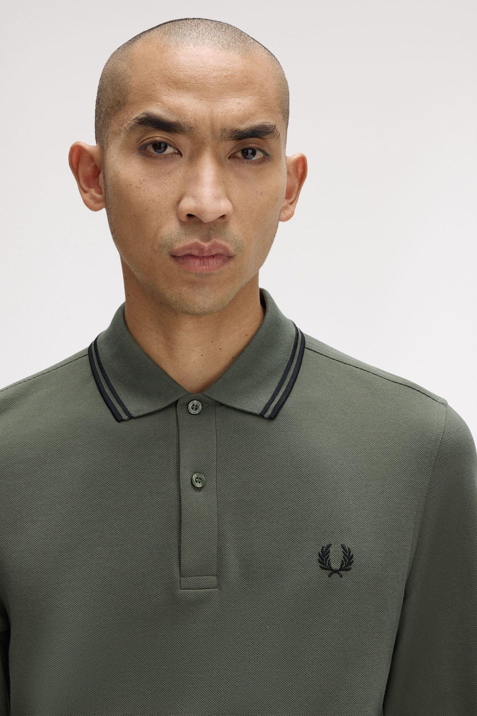 Fred Perry Fred Perry Erkek Regular Fit %100 Pamuklu Yakası Çizgi Detaylı Uzun Kollu Z50 Gömlek M3636-Z50