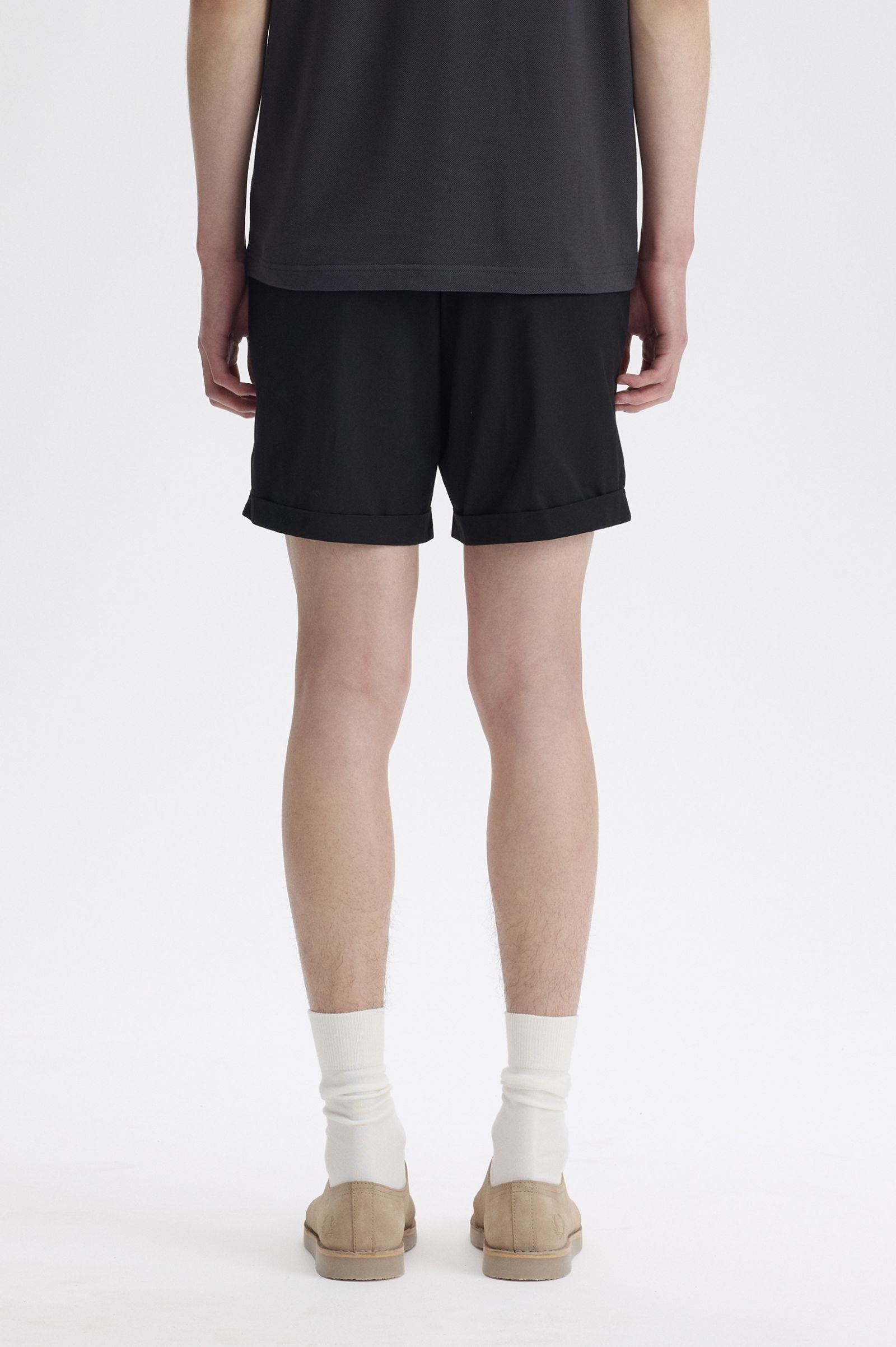 Fred Perry Fred Perry Erkek Regular Fit Logo İşlemeli Gabardin Kumaşlı Siyah Şort S2301-102