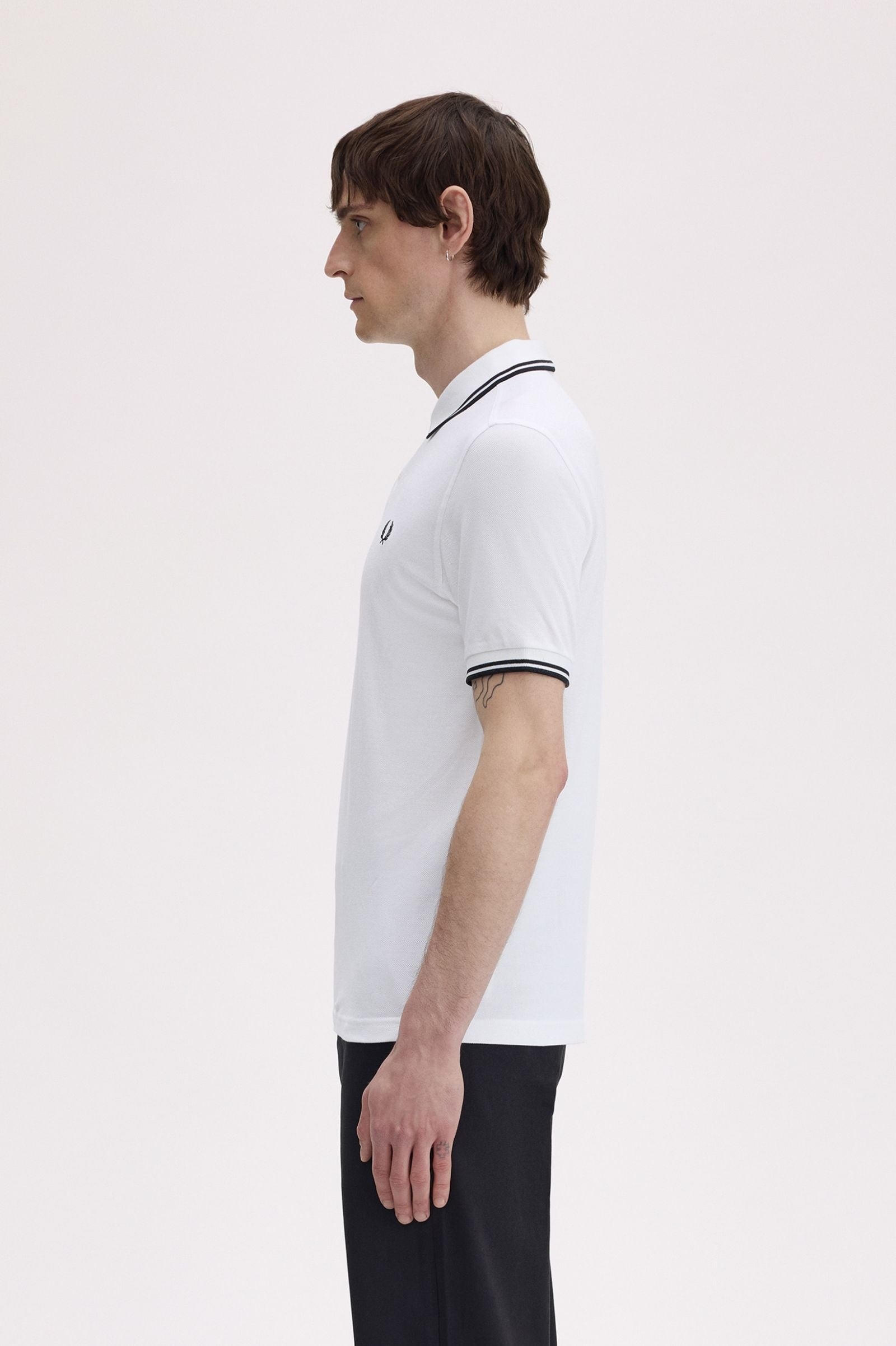 Fred Perry Fred Perry Erkek Regular Fit Yakası Çizgi Desenli Kısa Kollu Beyaz Polo Yaka T-Shirt M3600P-200