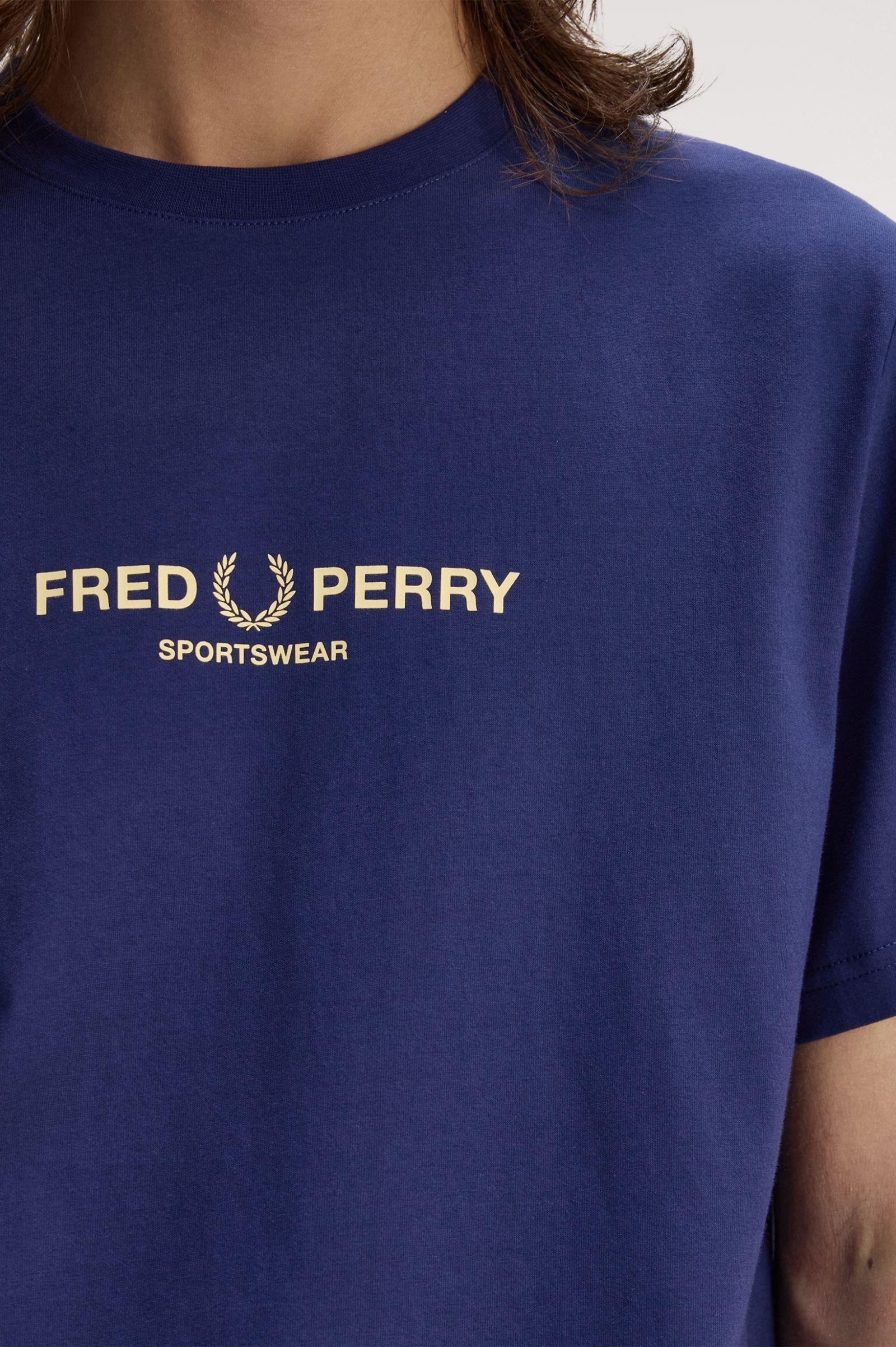 Fred Perry Fred Perry Erkek Regular Fit Logo İşlemeli Pamuklu Yuvarlak Yakalı Kısa Kollu Lacivert T-Shirt M1367-143