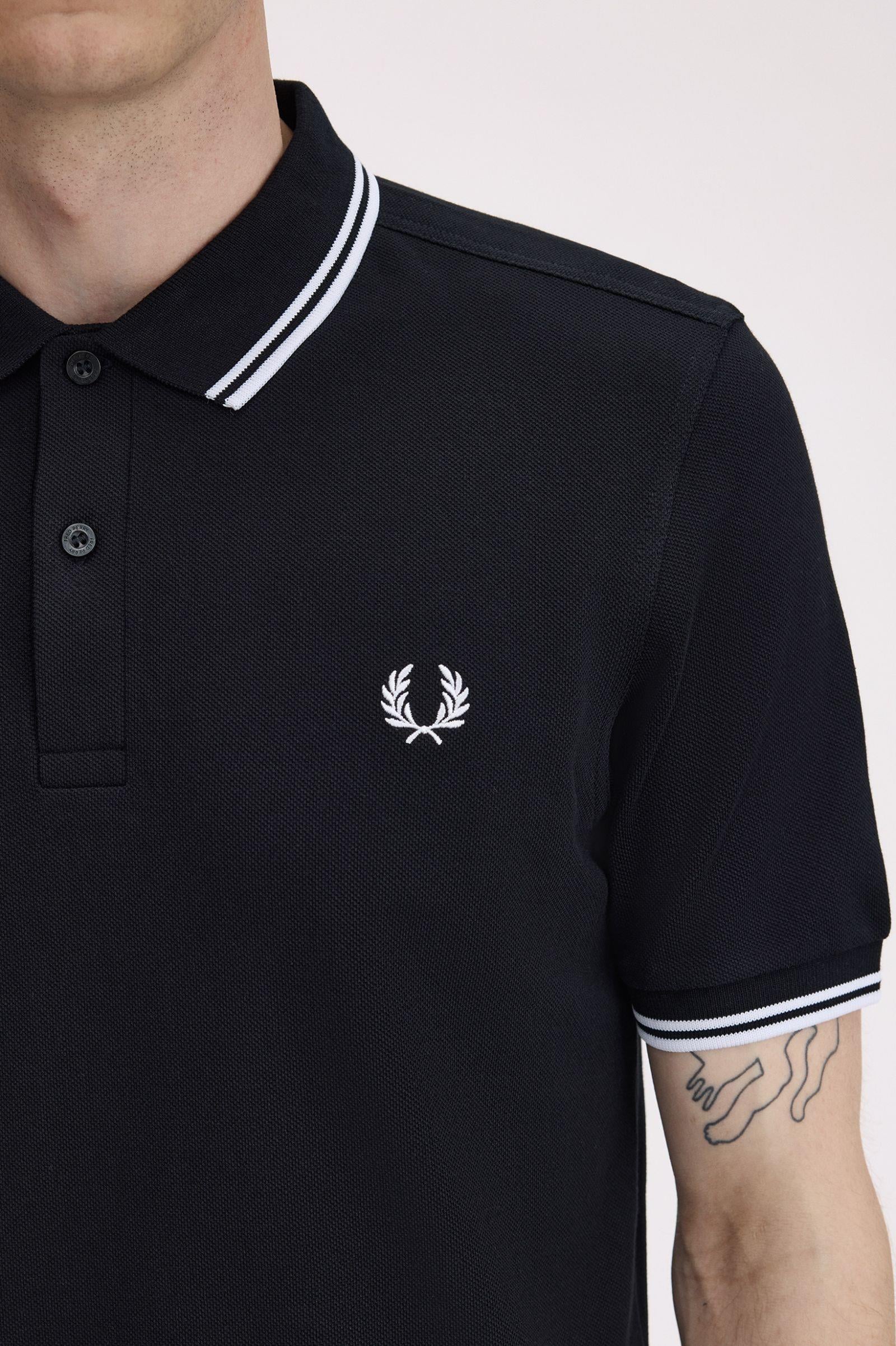 Fred Perry Fred Perry Erkek Regular Fit Yakası ve Kolları Çizgi Detaylı %100 Pamuklu Kısa Kollu 350 Polo Yaka T-Shirt M3600-350