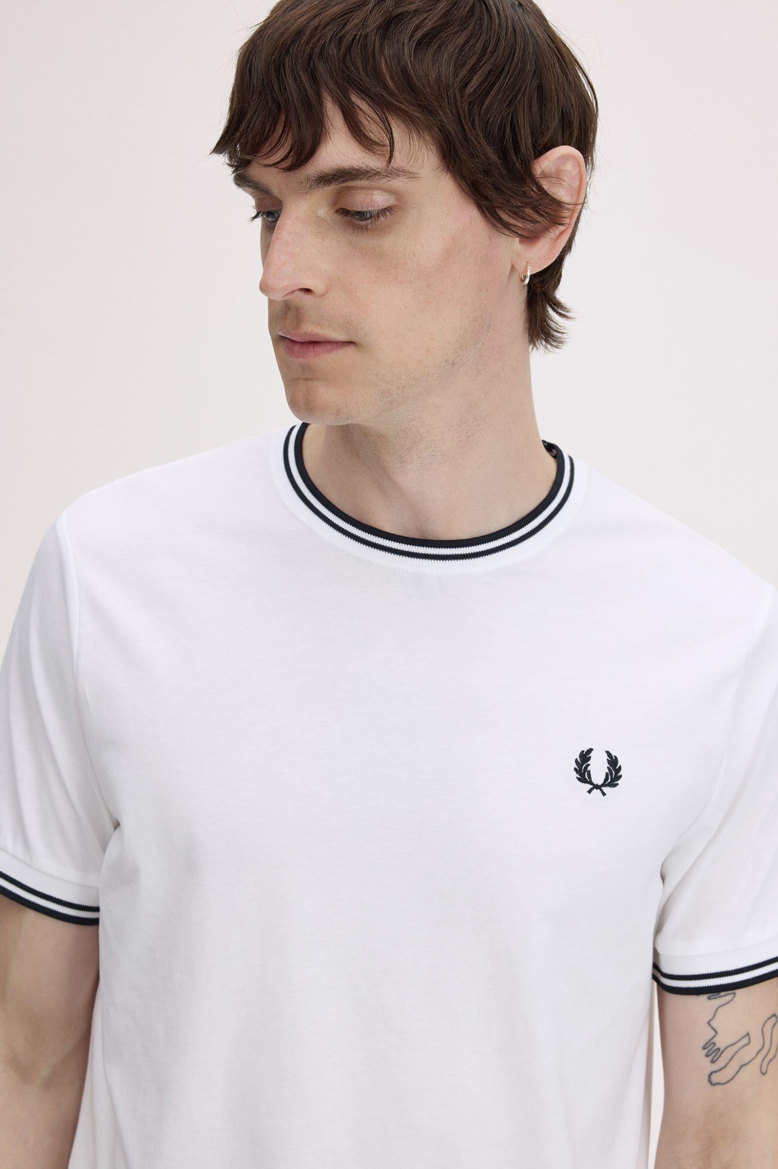 Fred Perry Fred Perry Erkek Regular Fit Kısa Kollu Şerit Detaylı 100 T-Shirt M1588-100