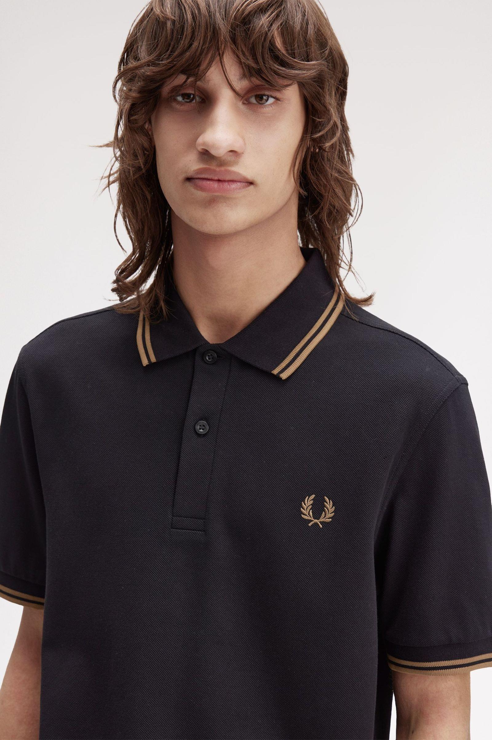 Fred Perry Fred Perry Erkek Regular Fit Yakası ve Kolları Çizgi Detaylı %100 Pamuklu Kısa Kollu S77 Polo Yaka T-Shirt M3600-S77