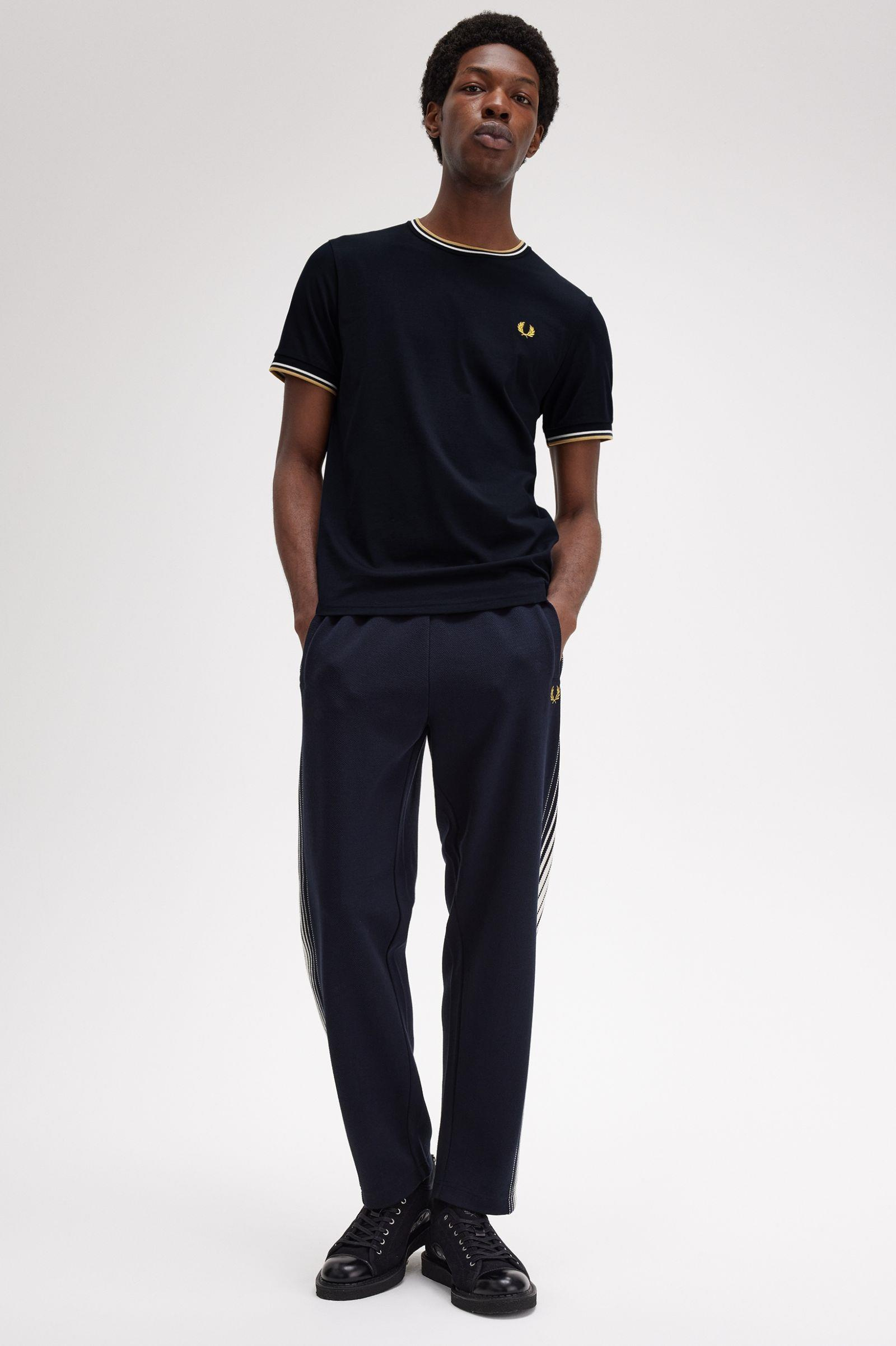 Fred Perry Fred Perry Erkek Regular Fit Kısa Kollu Şerit Detaylı Siyah T-Shirt M1588-W53