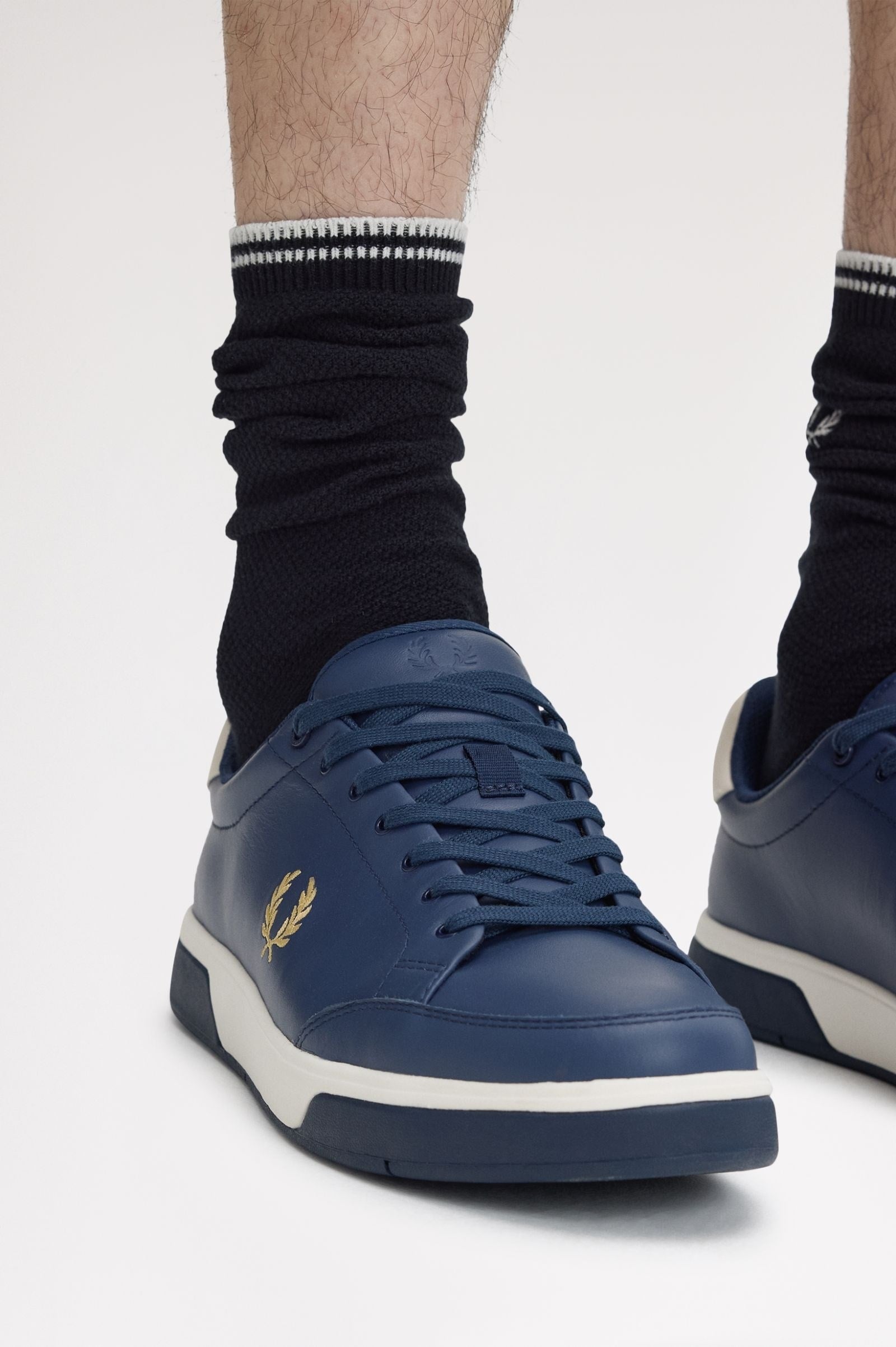 Fred Perry Fred Perry Erkek Yumuşak Dokulu Deri Logo İşlemeli Düşük Bilekli Mavi Sneaker B2314-X86