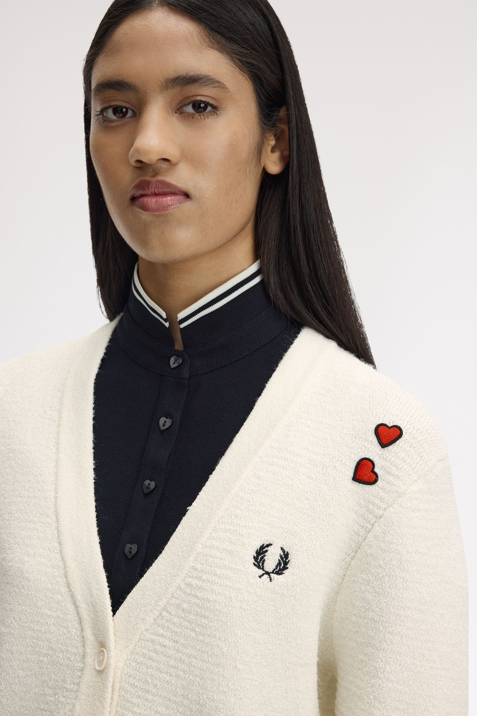 Fred Perry Fred Perry Kadın Dokulu Logo İşlemeli Uzun Kollu Örgü Ekru Sweatshirt SK2135-760