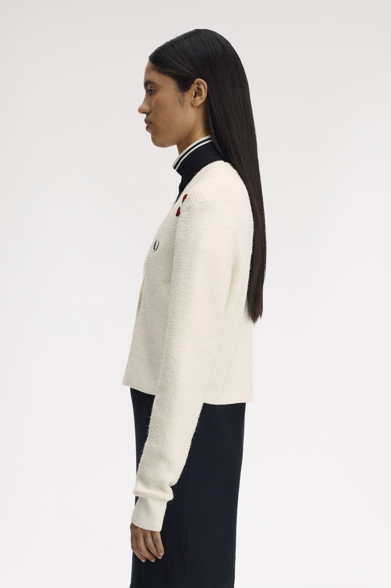 Fred Perry Fred Perry Kadın Dokulu Logo İşlemeli Uzun Kollu Örgü Ekru Sweatshirt SK2135-760