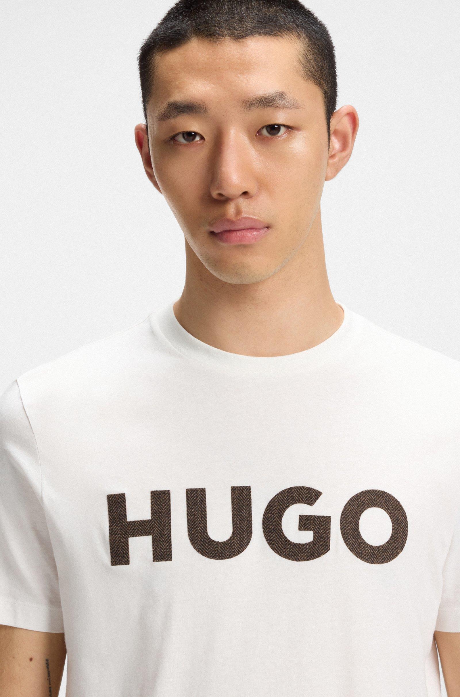 HUGO HUGO Erkek Normal Kalıp %100 Pamuklu Dokulu Logo Desenli Kısa Kollu Beyaz T-Shirt 50542737-102