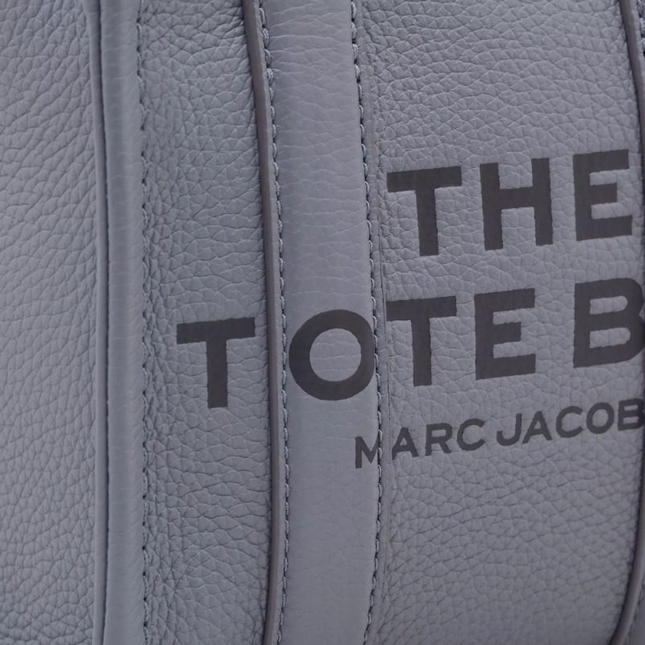 Marc Jacobs Marc Jacobs Kadın Fermuar Kapamalı Logo Detaylı Deri Mini Gri Omuz Çantası H053L01RE22-050