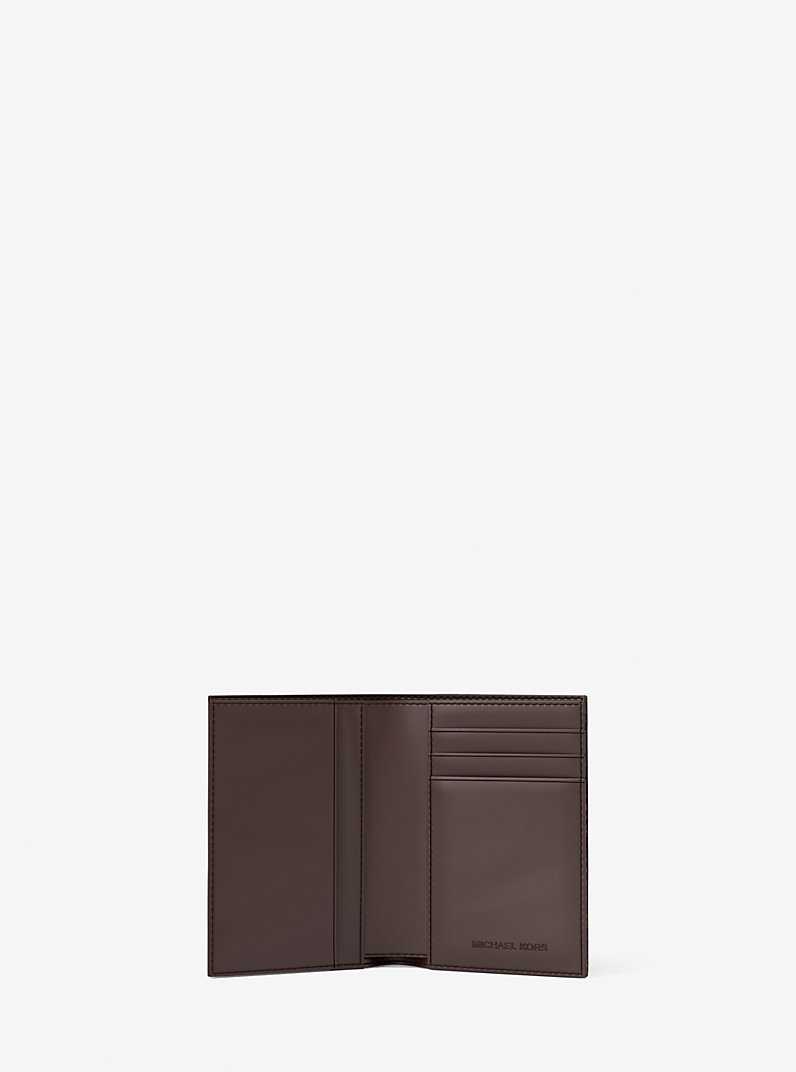 Michael Kors Michael Kors Erkek Nakit Para Bölmeli Monogram Logo Desenli Kanvas Kahverengi Cüzdan 39R6LHDF0B-HUSK