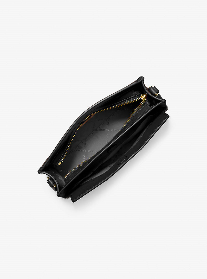 Michael Kors Michael Kors Kadın Düz Deri MK Metal Aksesuarlı Fermuar Kapama Siyah Omuz Çantası 32R6GQ6C1L-BLACK