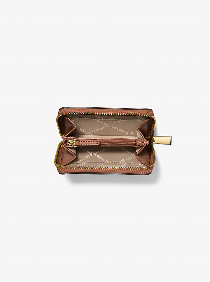 Michael Kors Michael Kors Kadın Kabartma Logo Detaylı Fermuarlı Ekstra Bölmeli Kahverengi Cüzdan 32T4GJ6Z5L-LUGGAGE