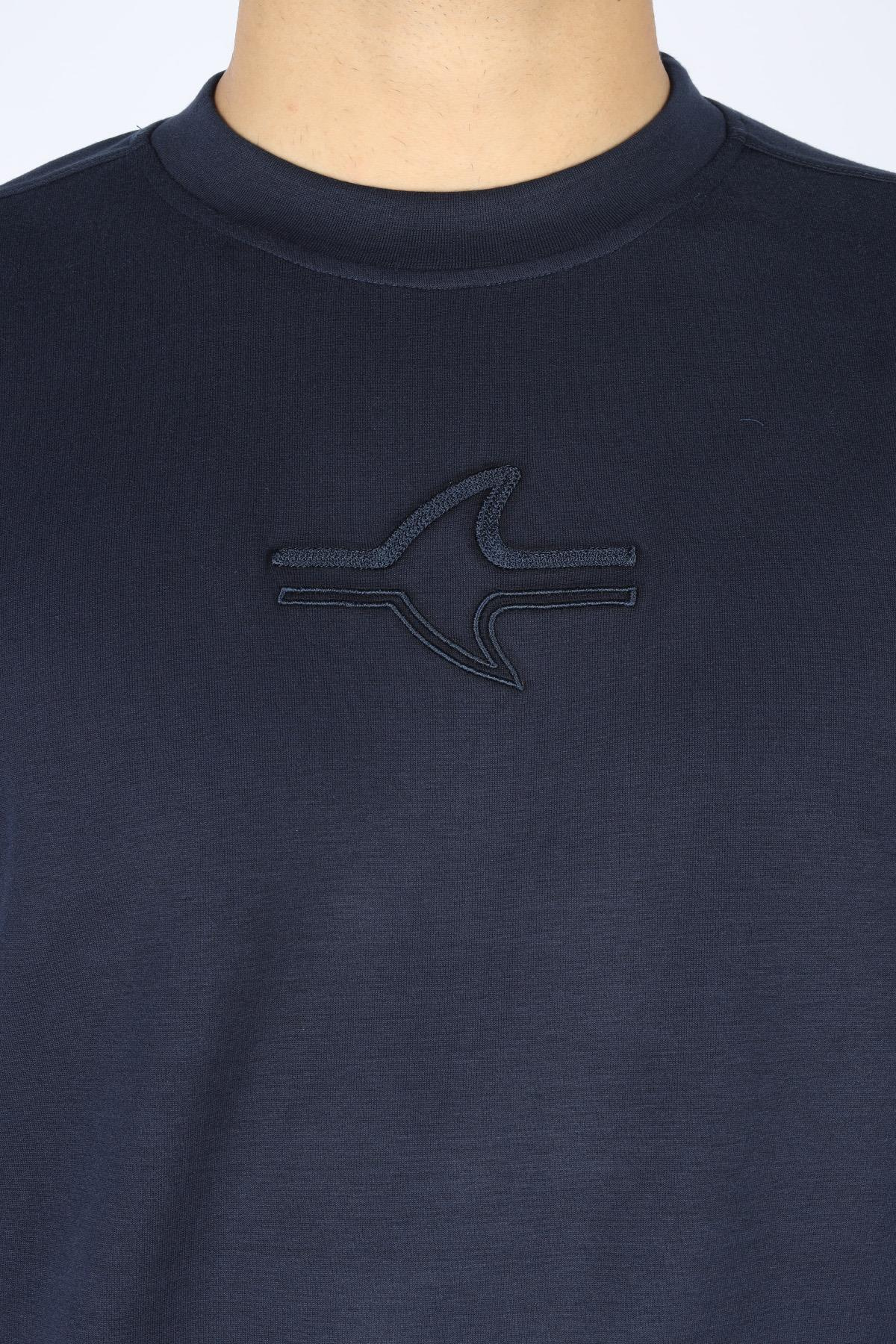 Paul Shark Paul Shark Erkek Normal Kalıp Yuvarlak Yakalı Shark Logo İşlemeli Uzun Kollu Lacivert Sweatshirt 15311865A-050