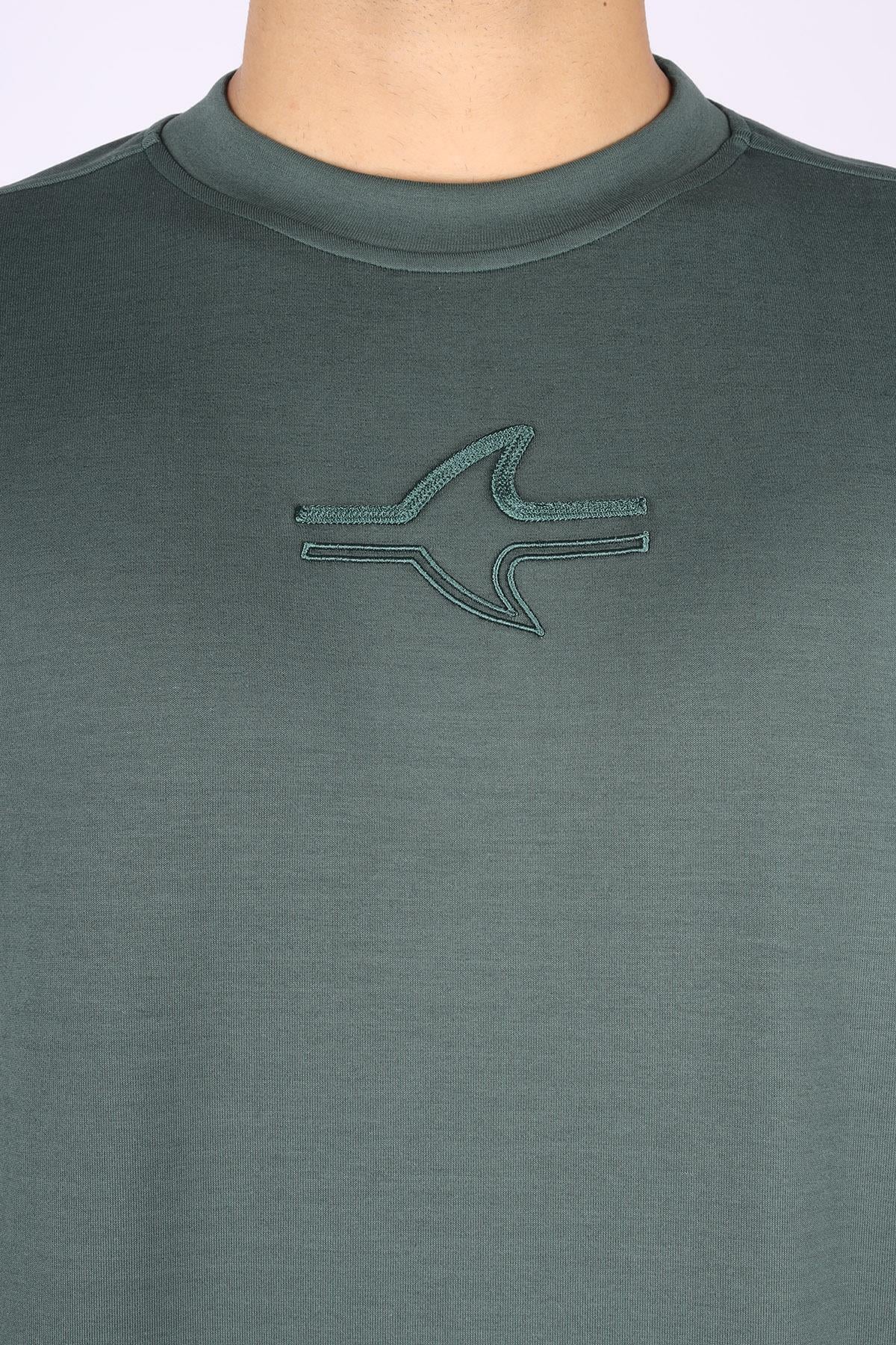 Paul Shark Paul Shark Erkek Normal Kalıp Yuvarlak Yakalı Shark Logo İşlemeli Uzun Kollu Yeşil Sweatshirt 15311865-513