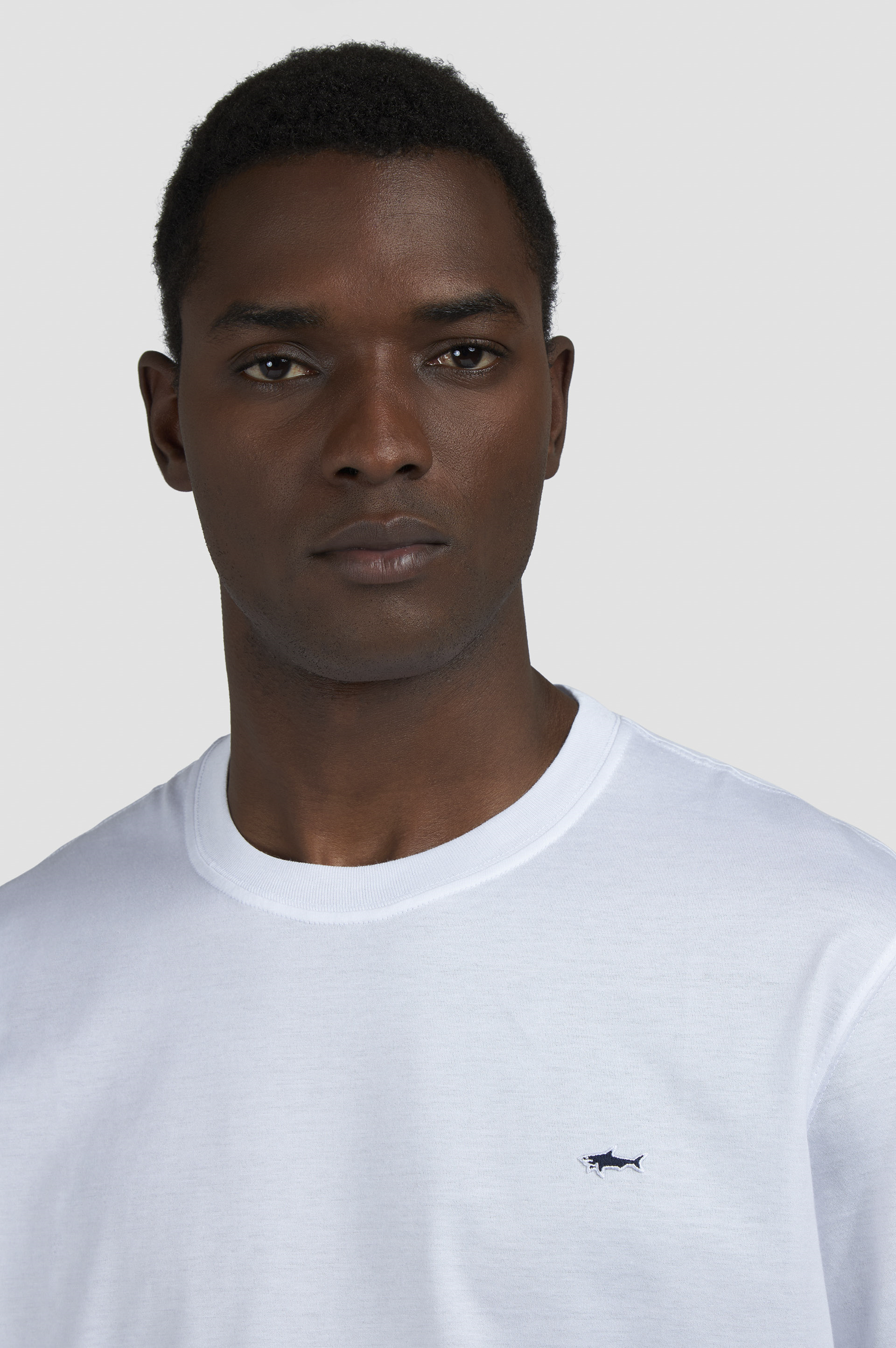 Paul Shark Paul Shark Erkek Regular Fit Ribanalı Yakalı Metalik Logo Detaylı Pamuklu Kısa Kollu Beyaz T-Shirt 99311005-010